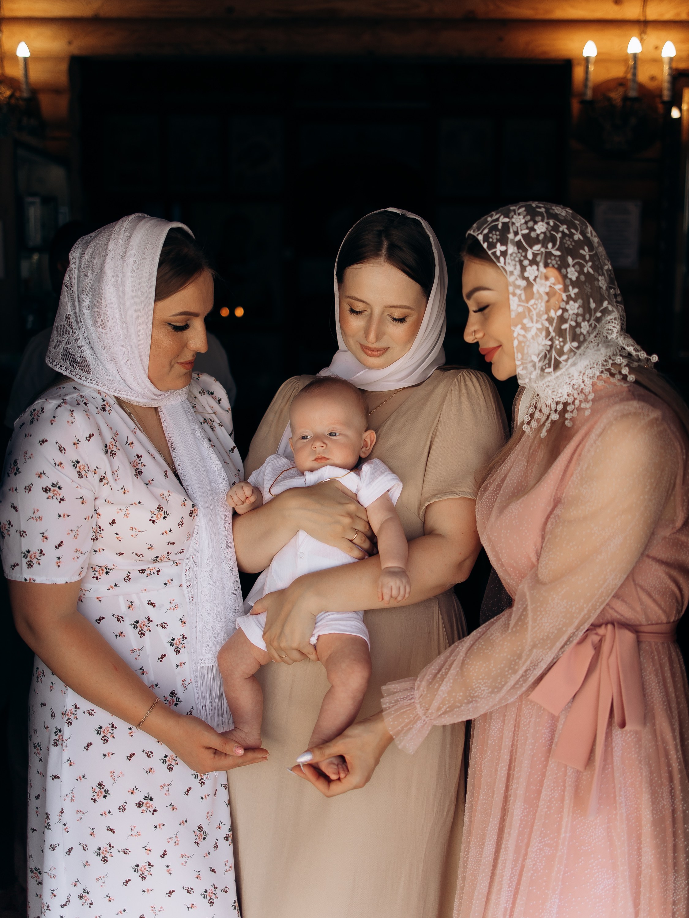 Таинство Крещения Михаила. Семейный фотограф в Краснодаре Храмова Анна