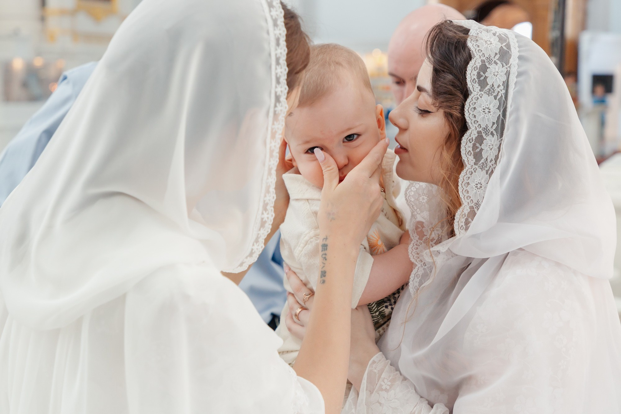 Крещение в Смольном соборе. Фотограф крещение венчание в Петербурге! Помогает подобрать храм и посоветовал душевного батюшку в СПб
