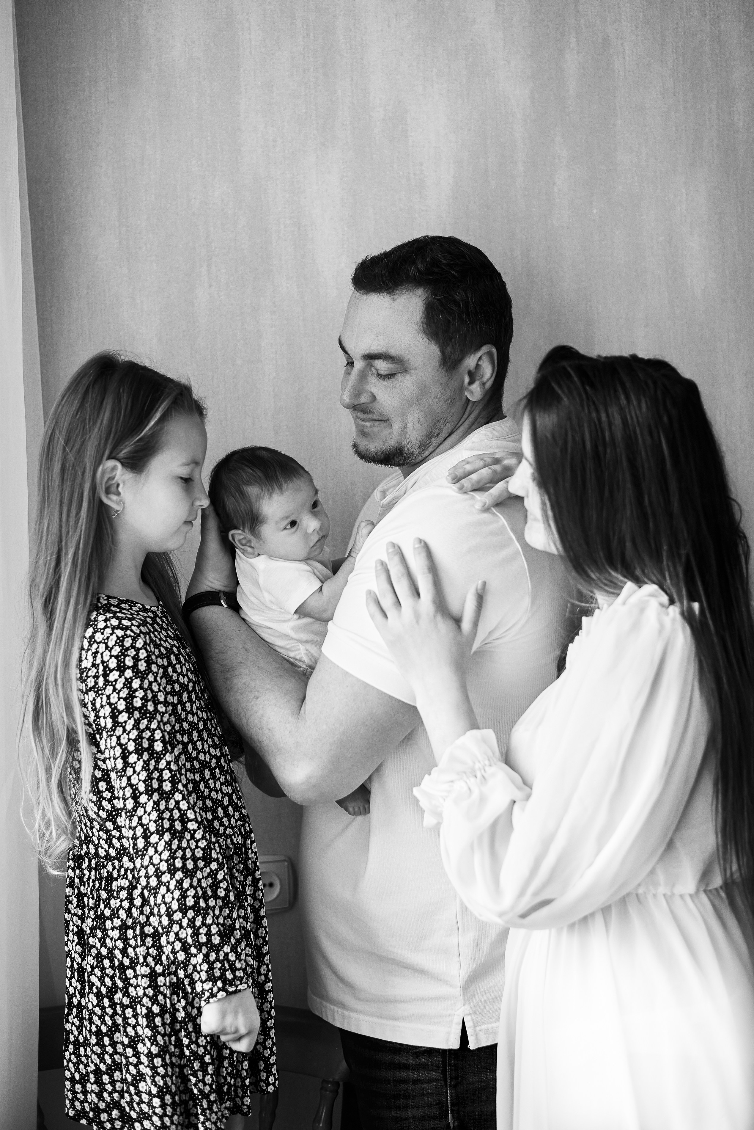 Семейная фотосессия с новорожденным Александр. Семейный фотограф в Южно-Сахалинске Анастасия Лимарева