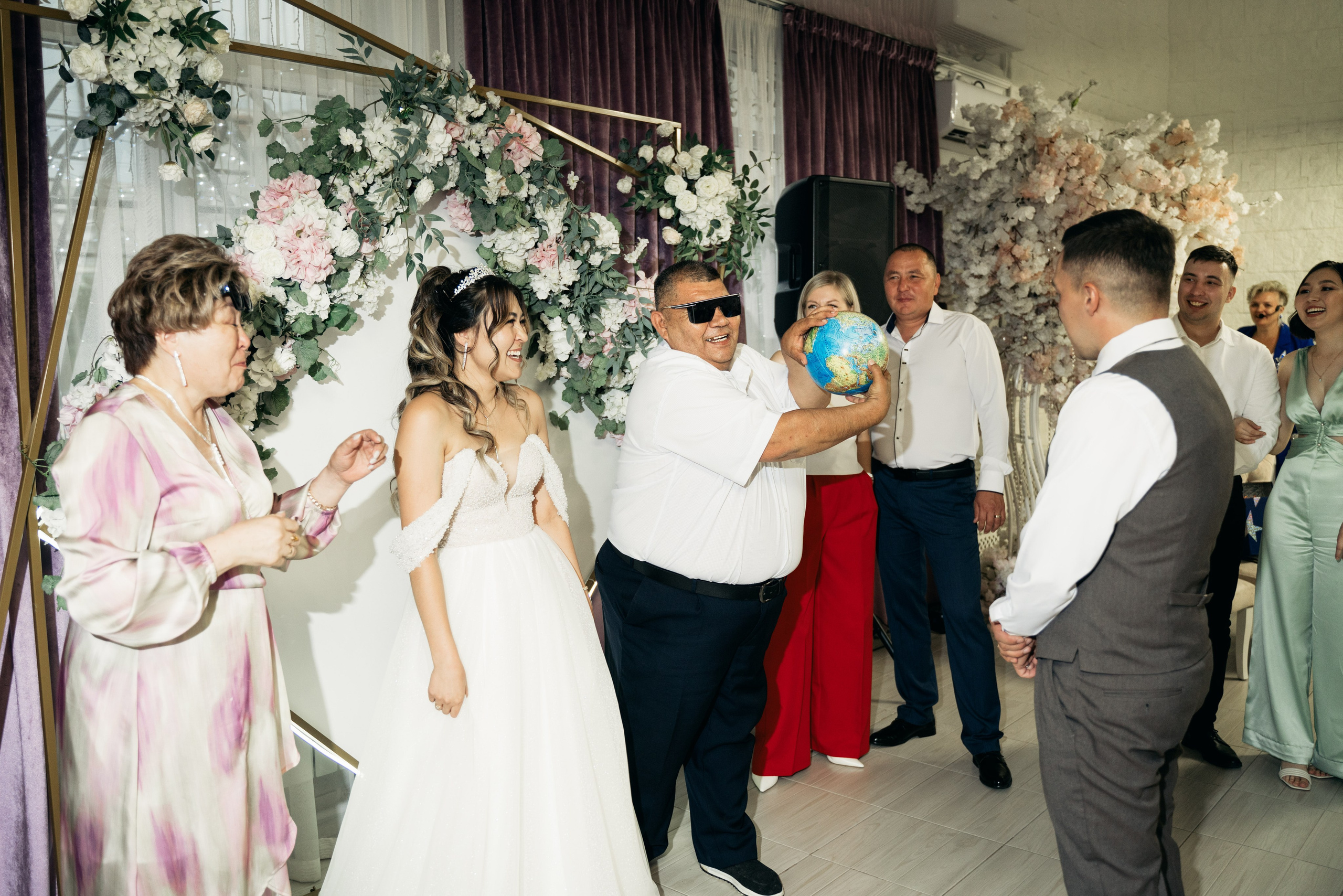 Ильнур и Динара. Свадебный день. Отбор. Кафе Ля делис. Семейный и свадебный фотограф Молодзяновская Елена