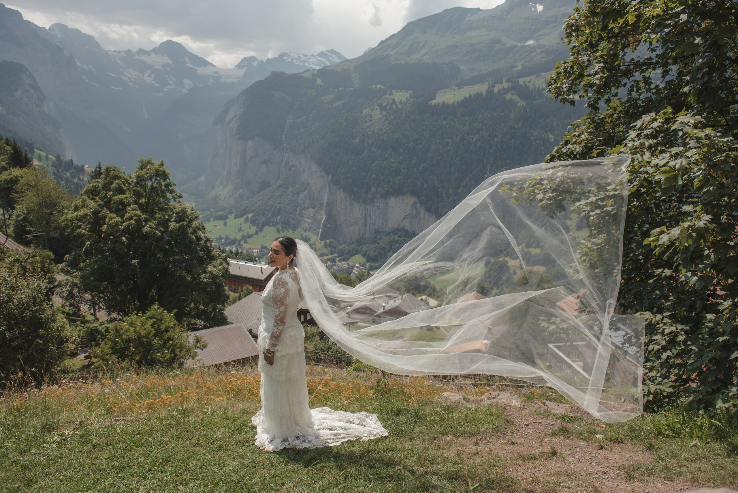 Berta & Orlando (Lauterbrunnen, Switzerland). Photographer in Interlaken area