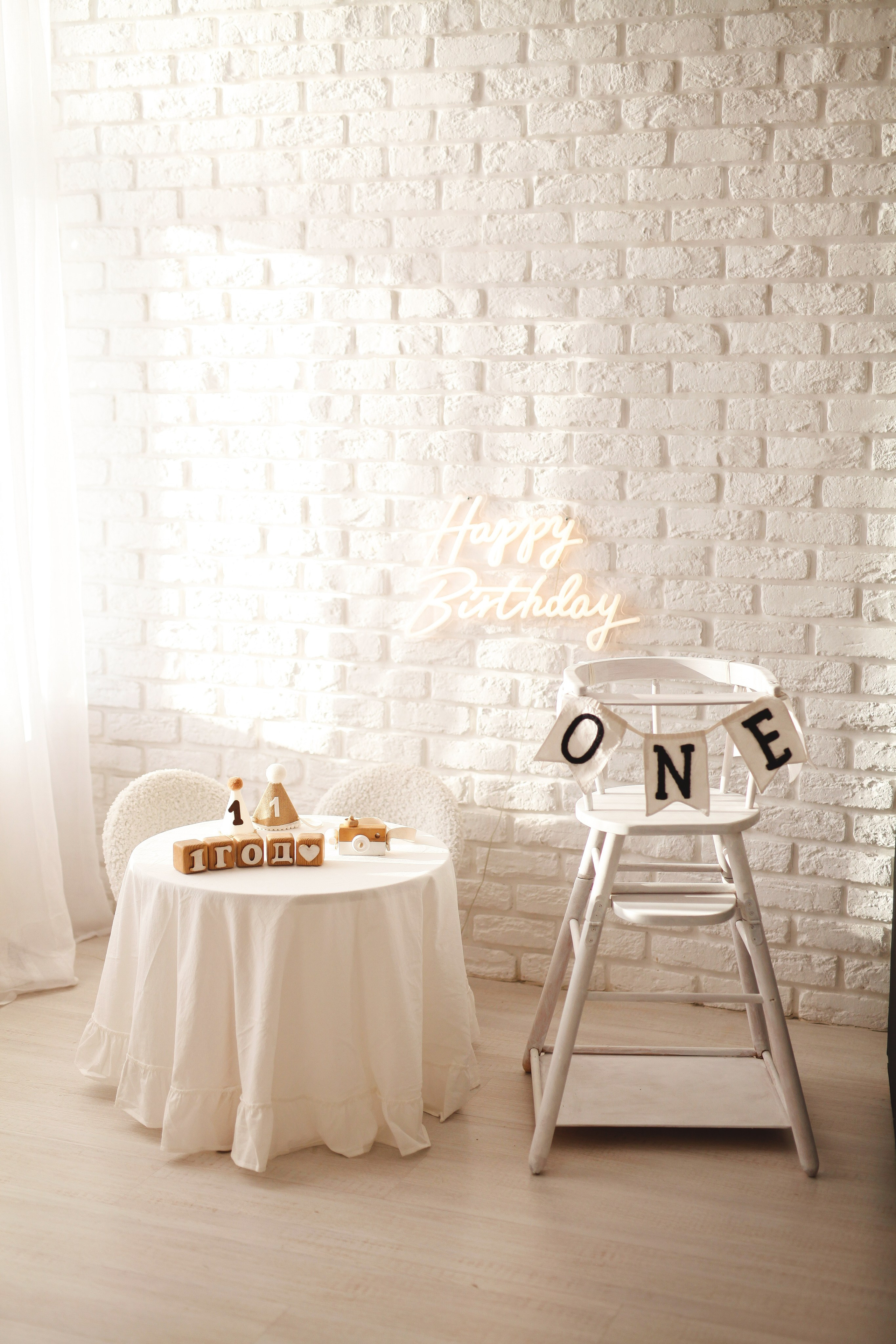 Фотостудия Мишка в Сургуте для семейных и новогодних фотосессий