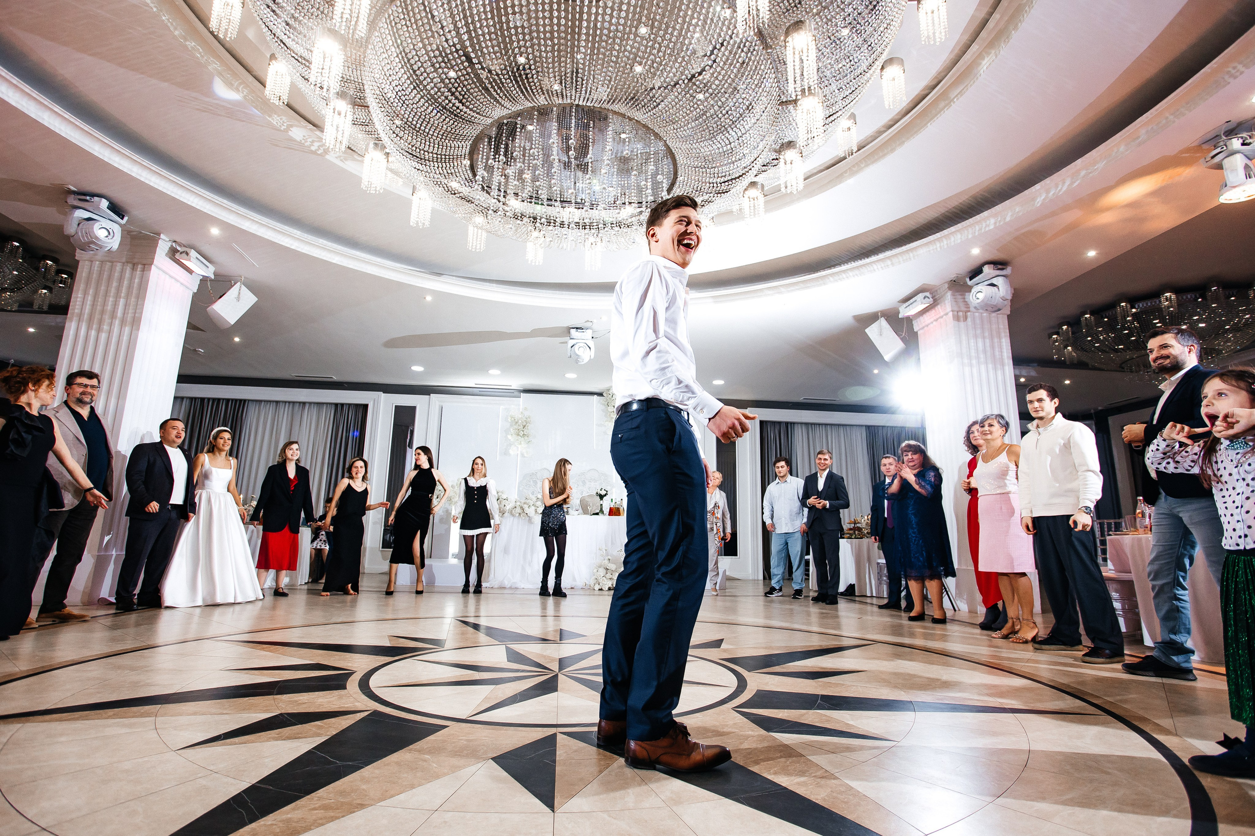 Sasha & Alena. Свадебный фотограф в Москве Виктория Арехова