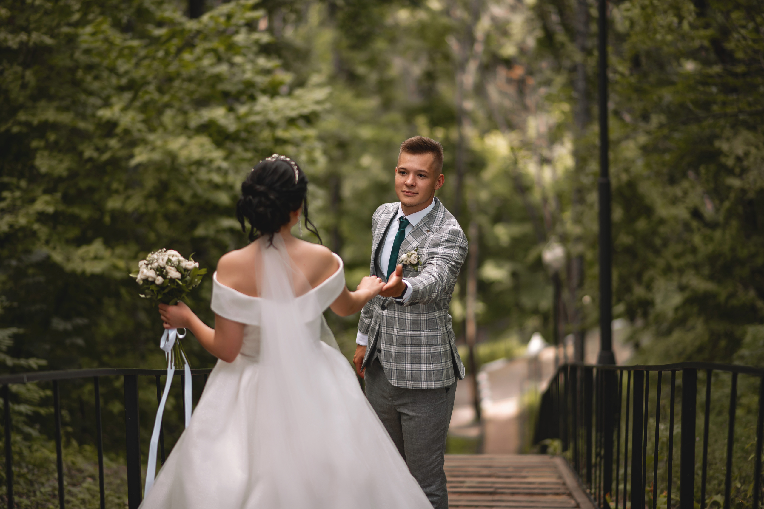 Илья и Виктория. Свадебный фотограф Белгород Валуйки Старый Оскол Воронеж