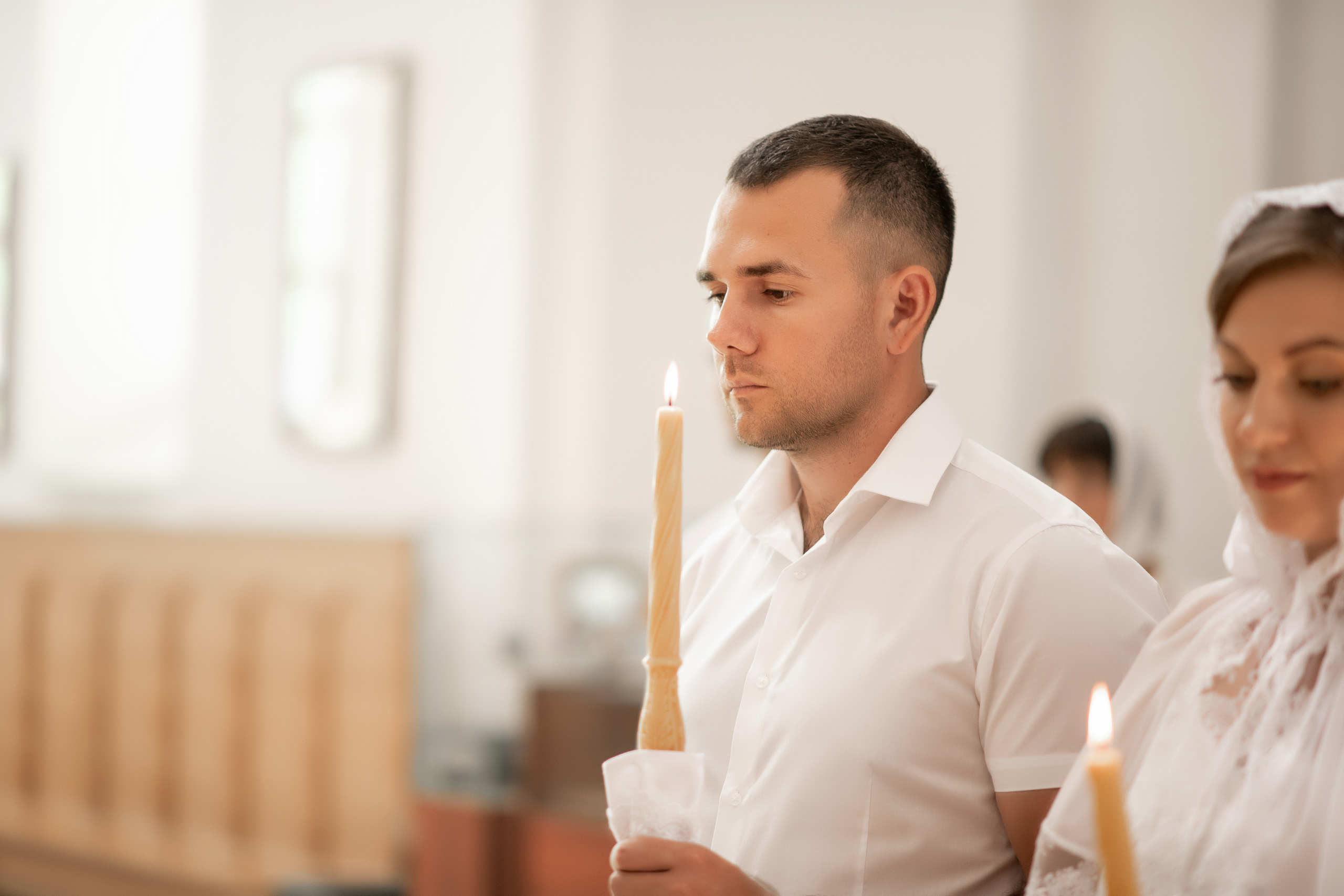 Роман и Юлия венчание. Свадебный фотограф Белгород Валуйки Старый Оскол Воронеж