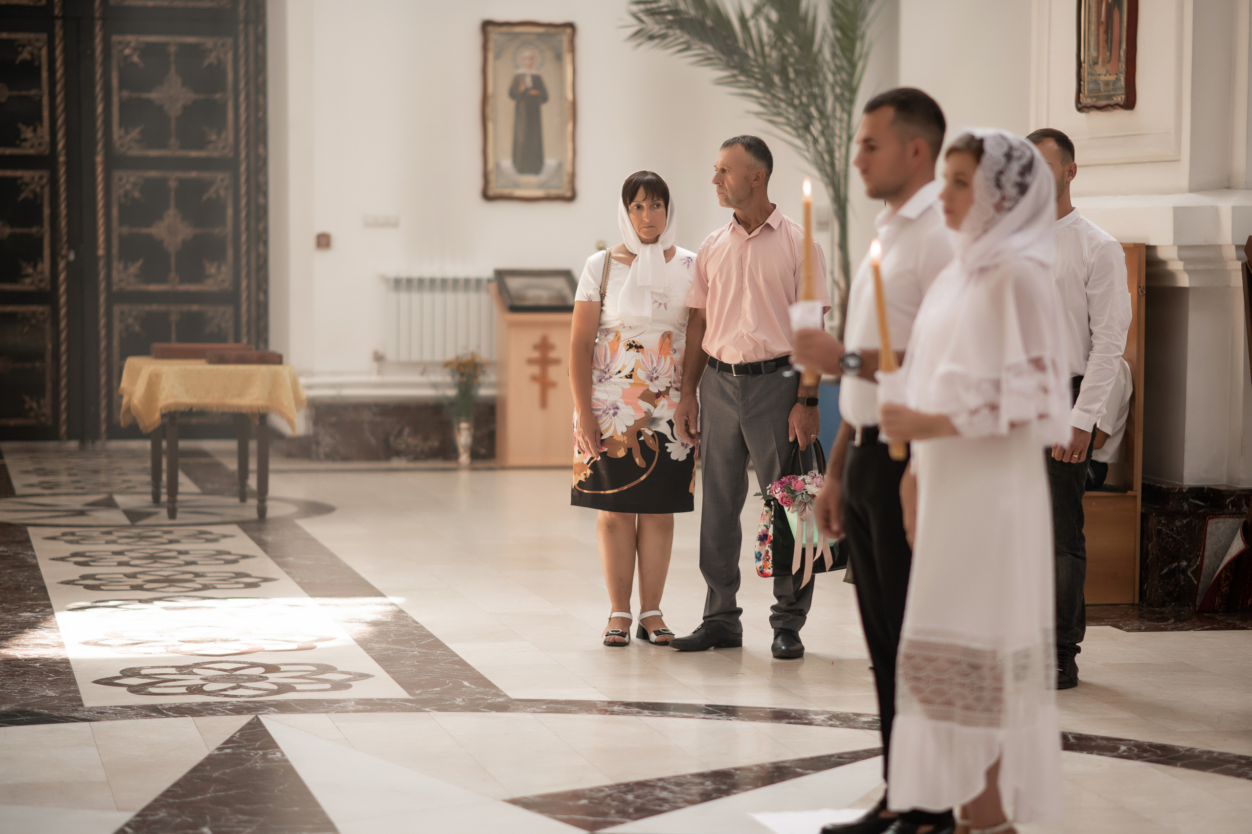 Роман и Юлия венчание. Свадебный фотограф Белгород Валуйки Старый Оскол Воронеж