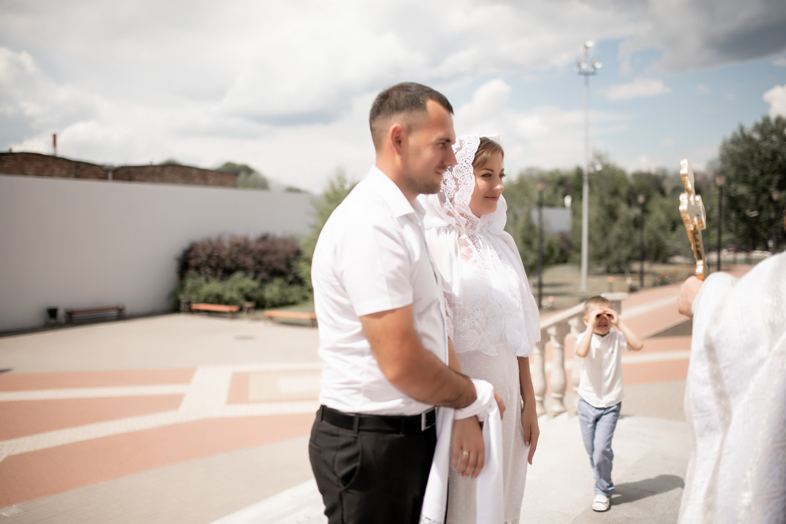 Роман и Юлия венчание. Свадебный фотограф Белгород Валуйки Старый Оскол Воронеж