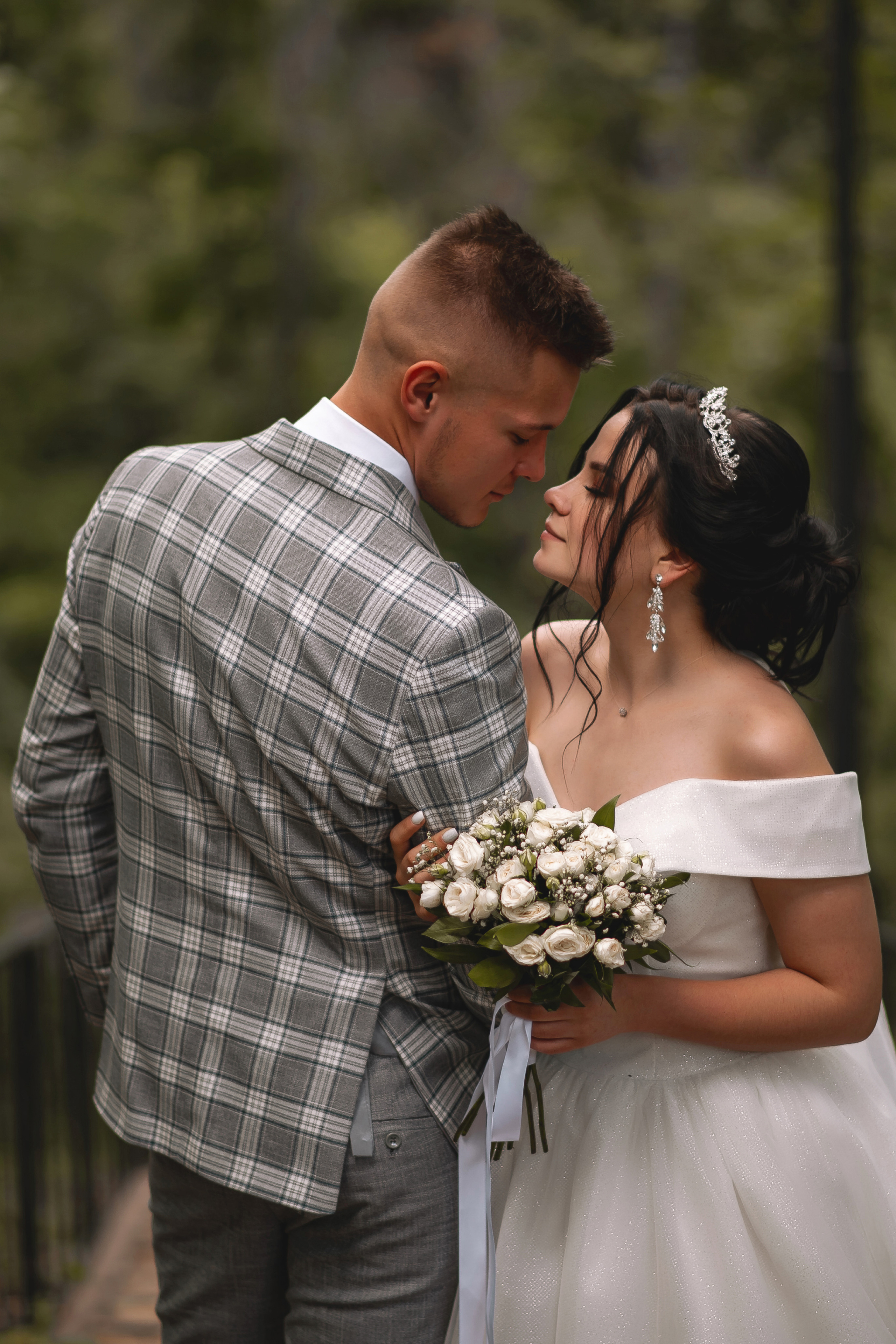 Илья и Виктория. Свадебный фотограф Белгород Валуйки Старый Оскол Воронеж