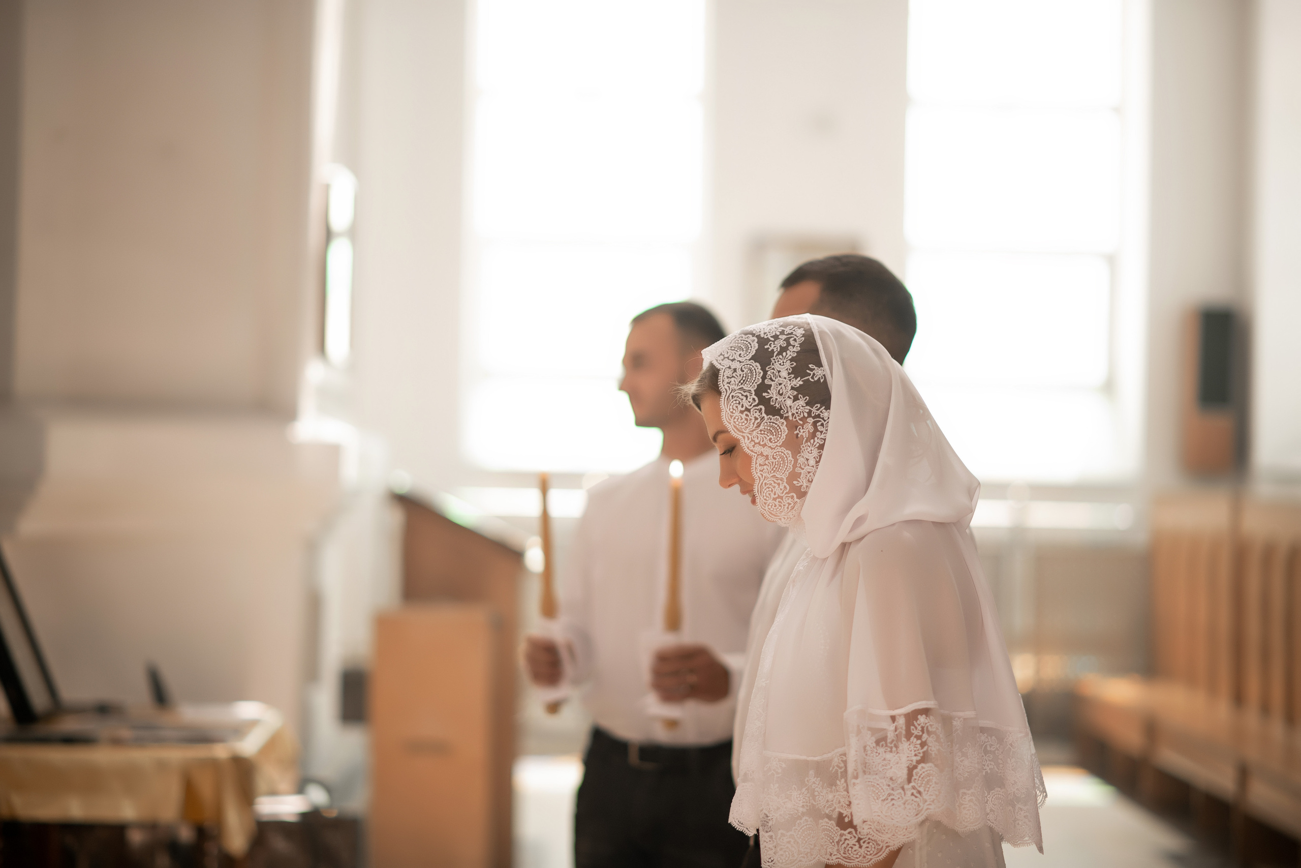 Роман и Юлия венчание. Свадебный фотограф Белгород Валуйки Старый Оскол Воронеж