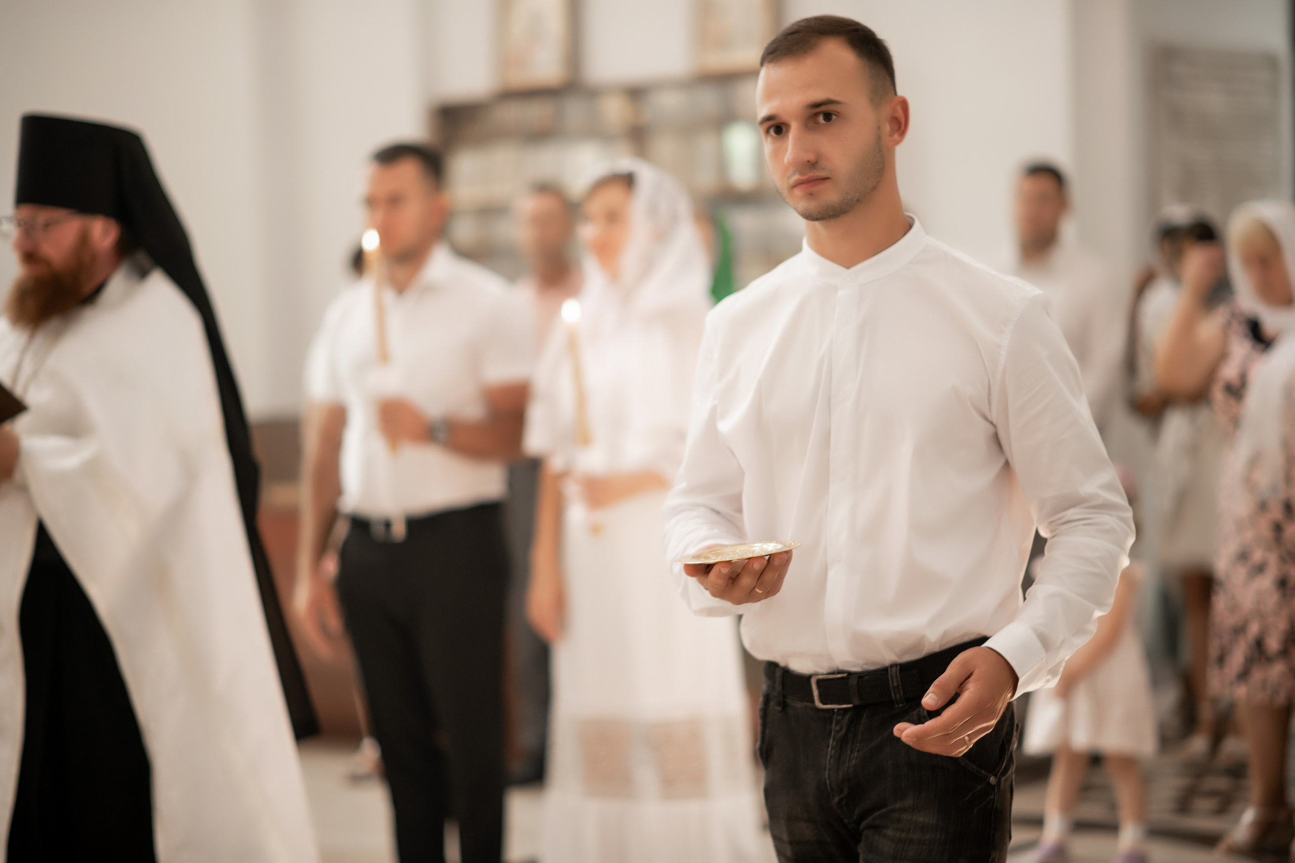 Роман и Юлия венчание. Свадебный фотограф Белгород Валуйки Старый Оскол Воронеж