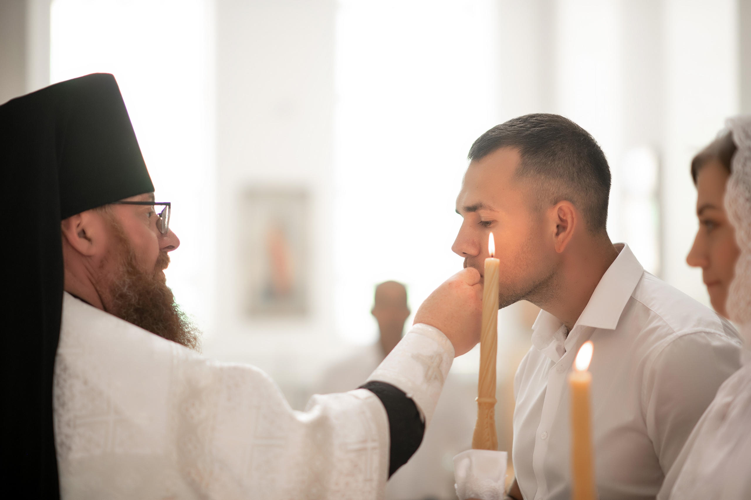 Роман и Юлия венчание. Свадебный фотограф Белгород Валуйки Старый Оскол Воронеж