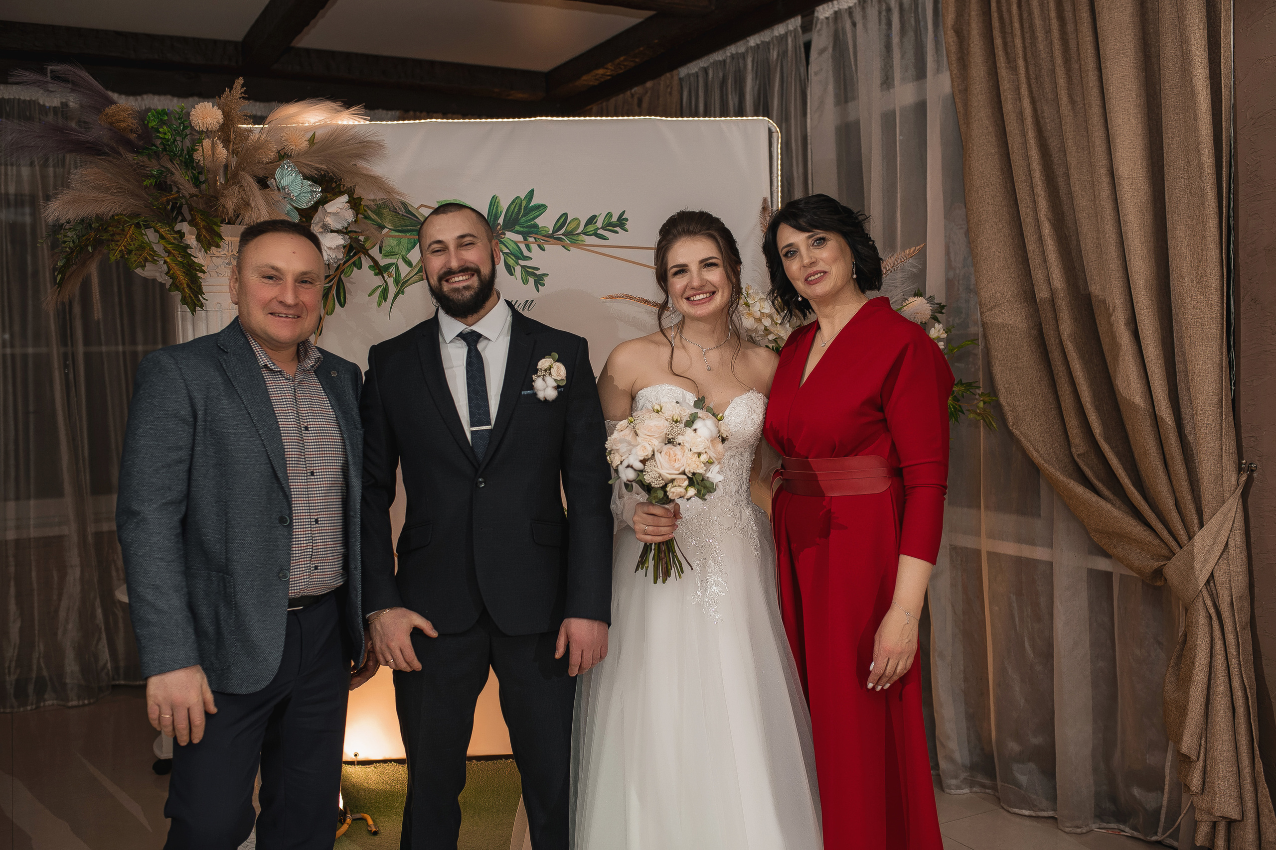 Максим и Елена. Свадебный фотограф Белгород Валуйки Старый Оскол Воронеж