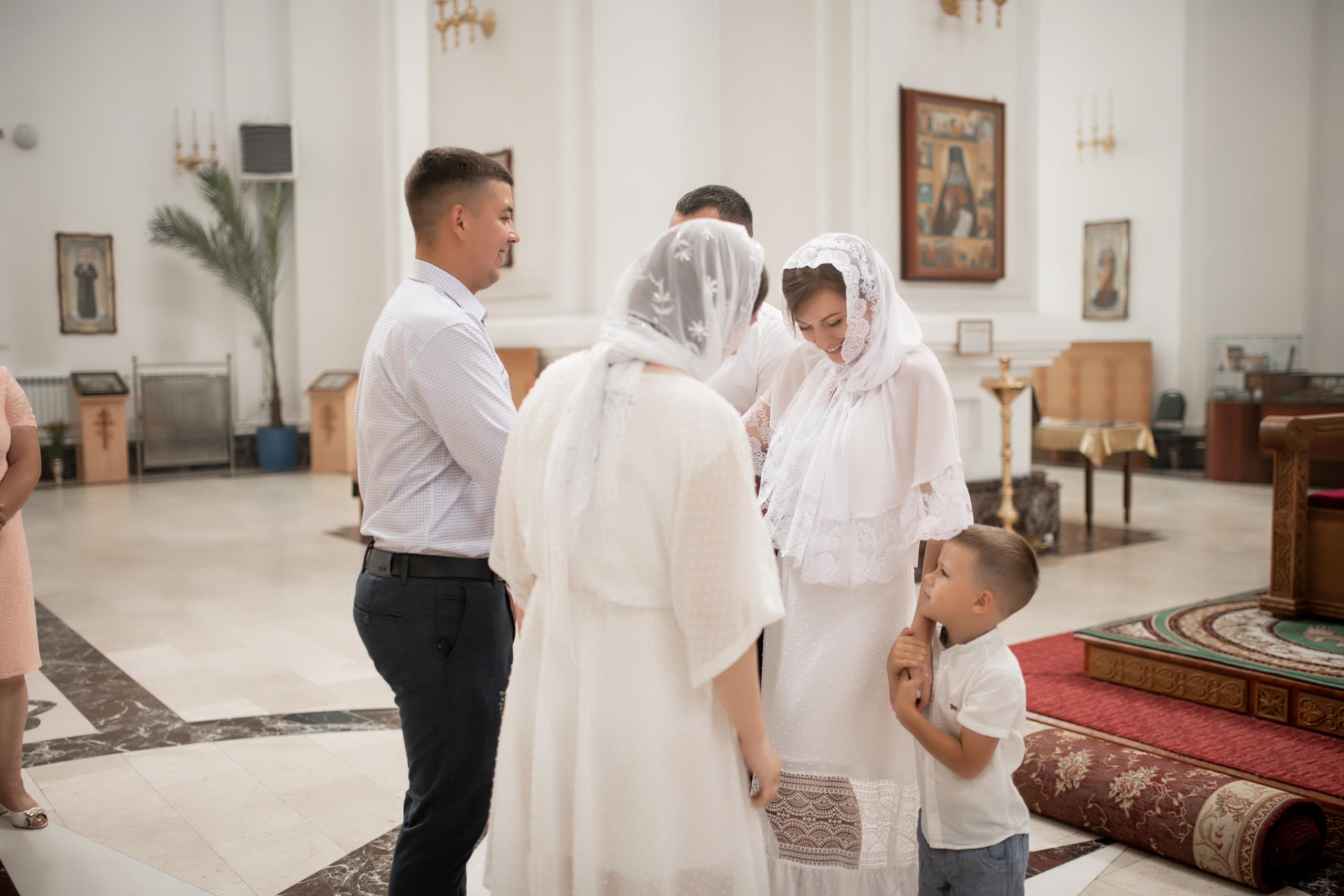 Роман и Юлия венчание. Свадебный фотограф Белгород Валуйки Старый Оскол Воронеж