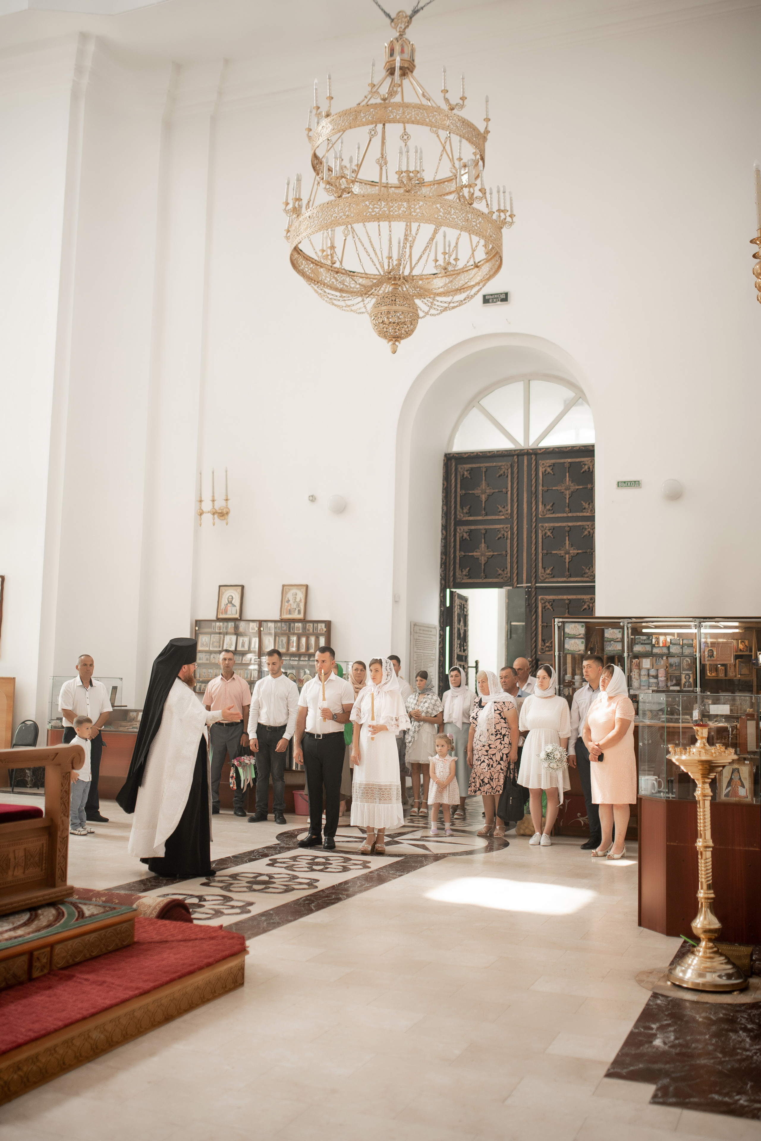 Роман и Юлия венчание. Свадебный фотограф Белгород Валуйки Старый Оскол Воронеж