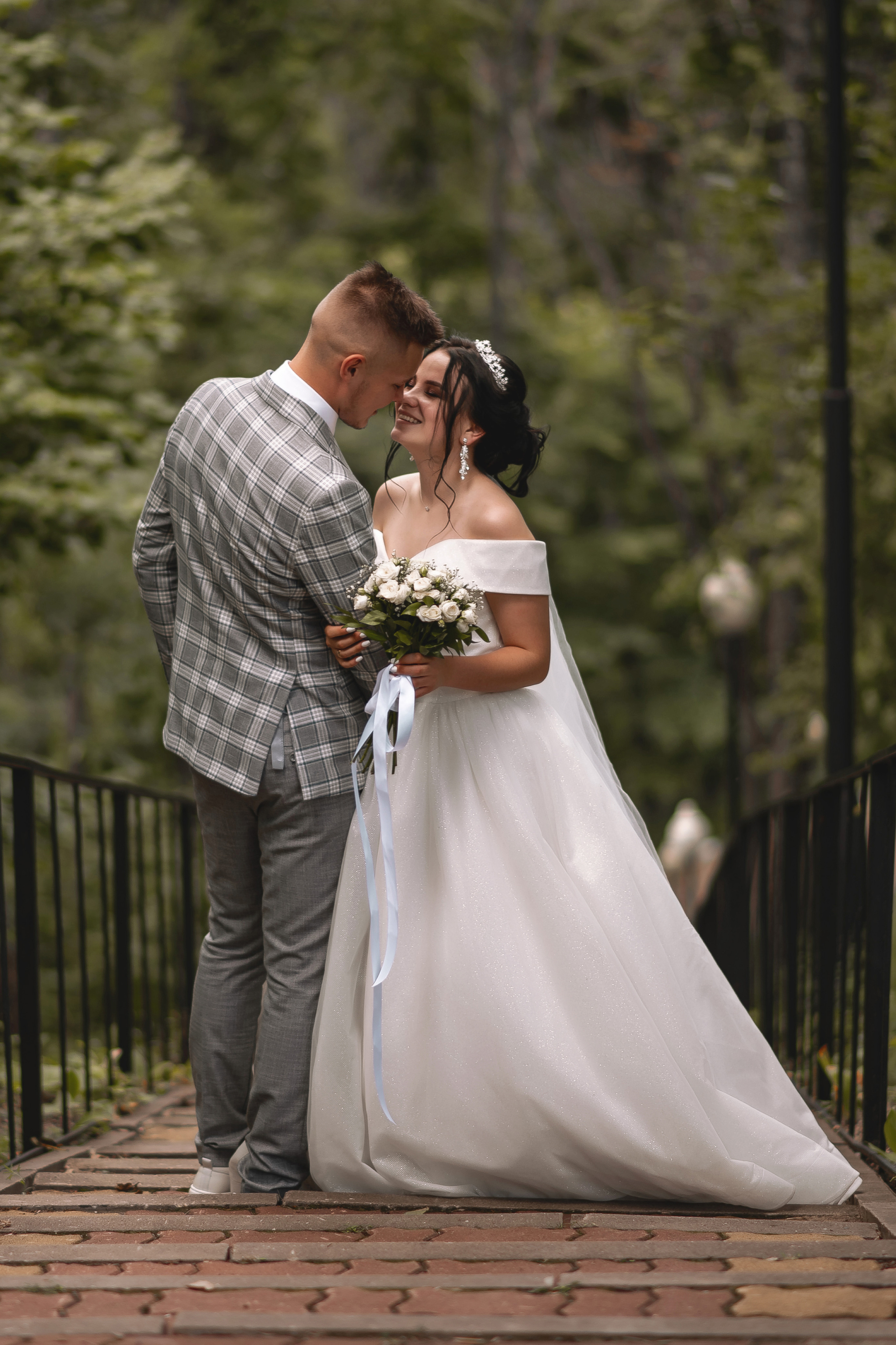 Илья и Виктория. Свадебный фотограф Белгород Валуйки Старый Оскол Воронеж