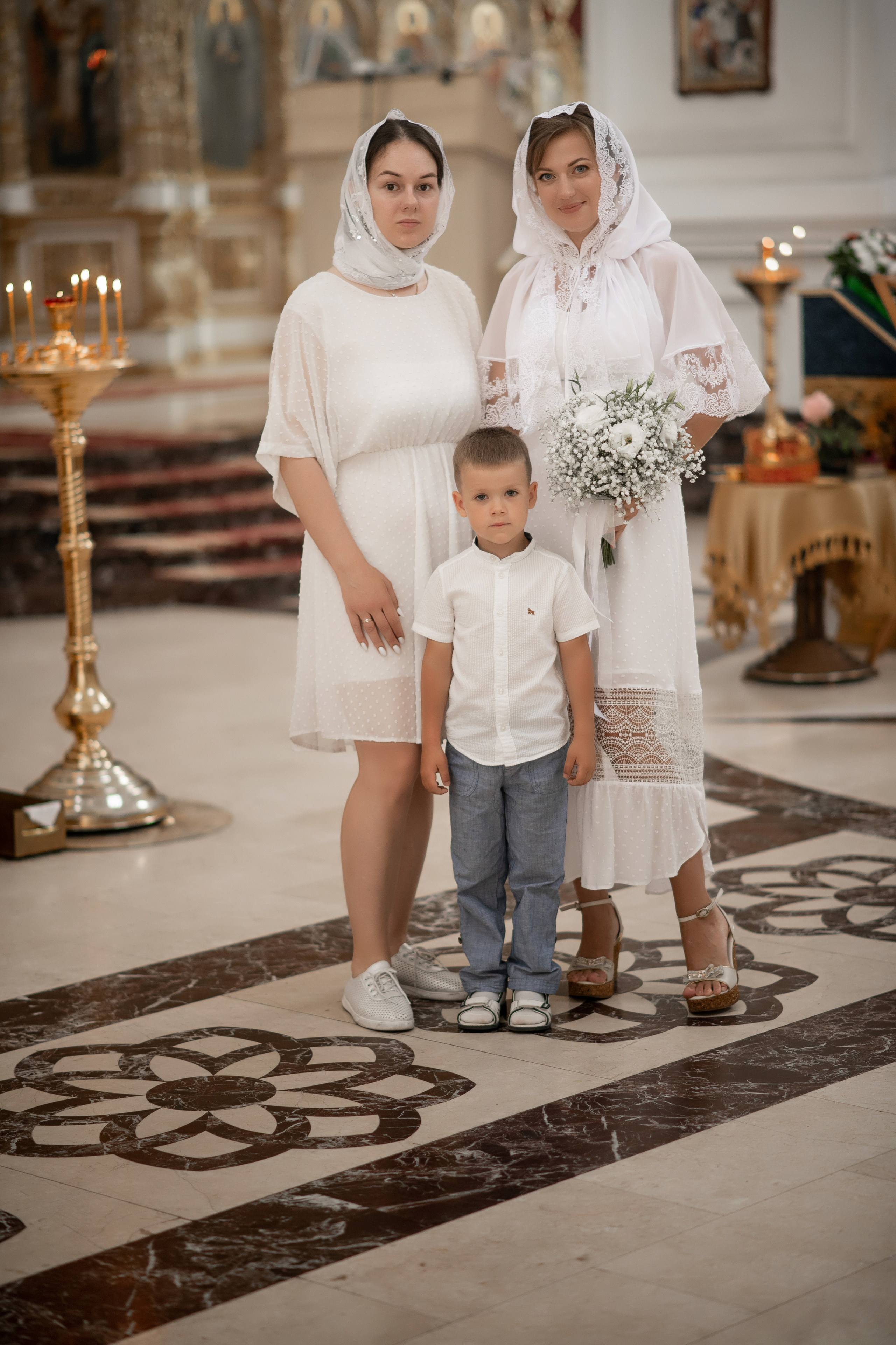 Роман и Юлия венчание. Свадебный фотограф Белгород Валуйки Старый Оскол Воронеж