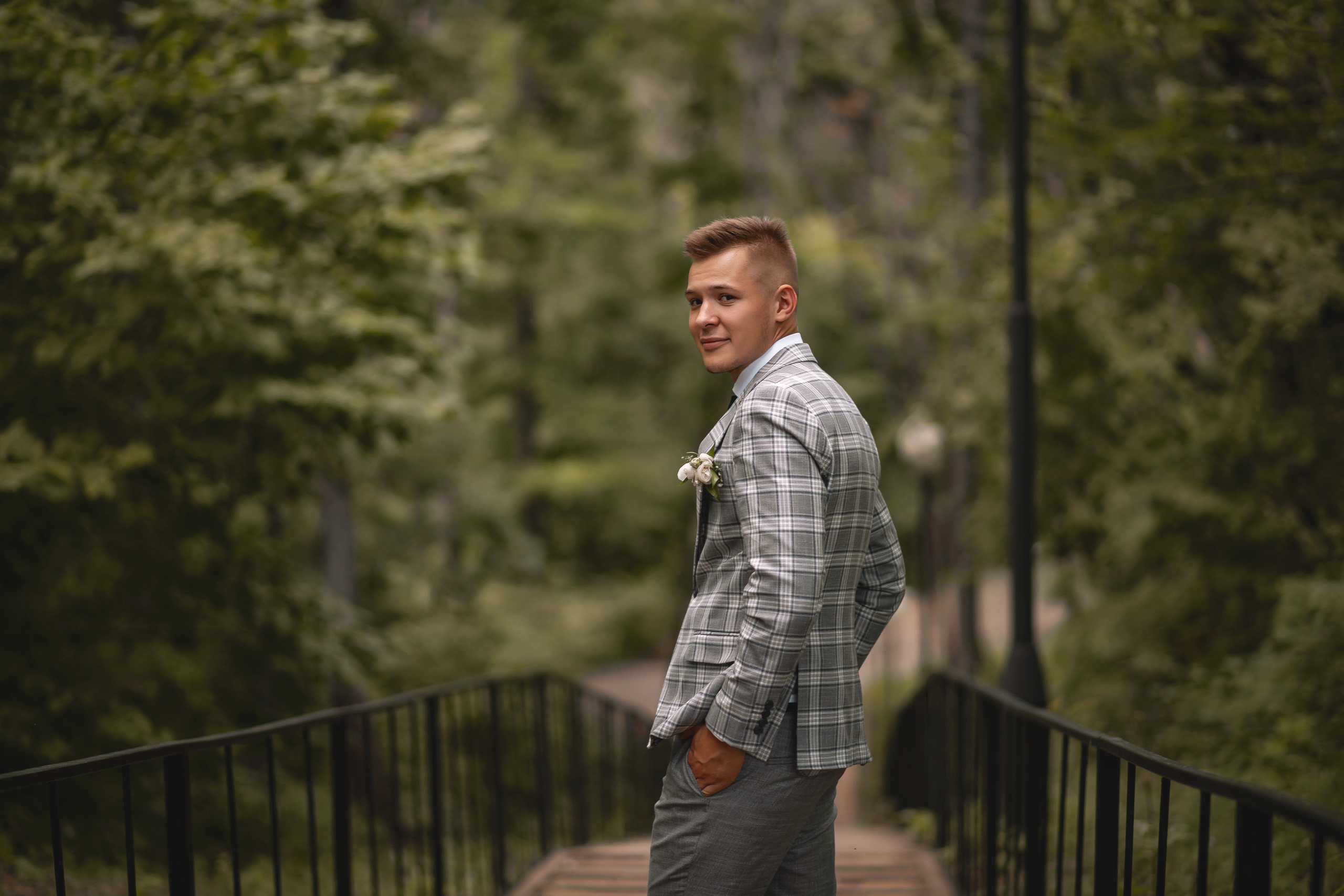 Илья и Виктория. Свадебный фотограф Белгород Валуйки Старый Оскол Воронеж