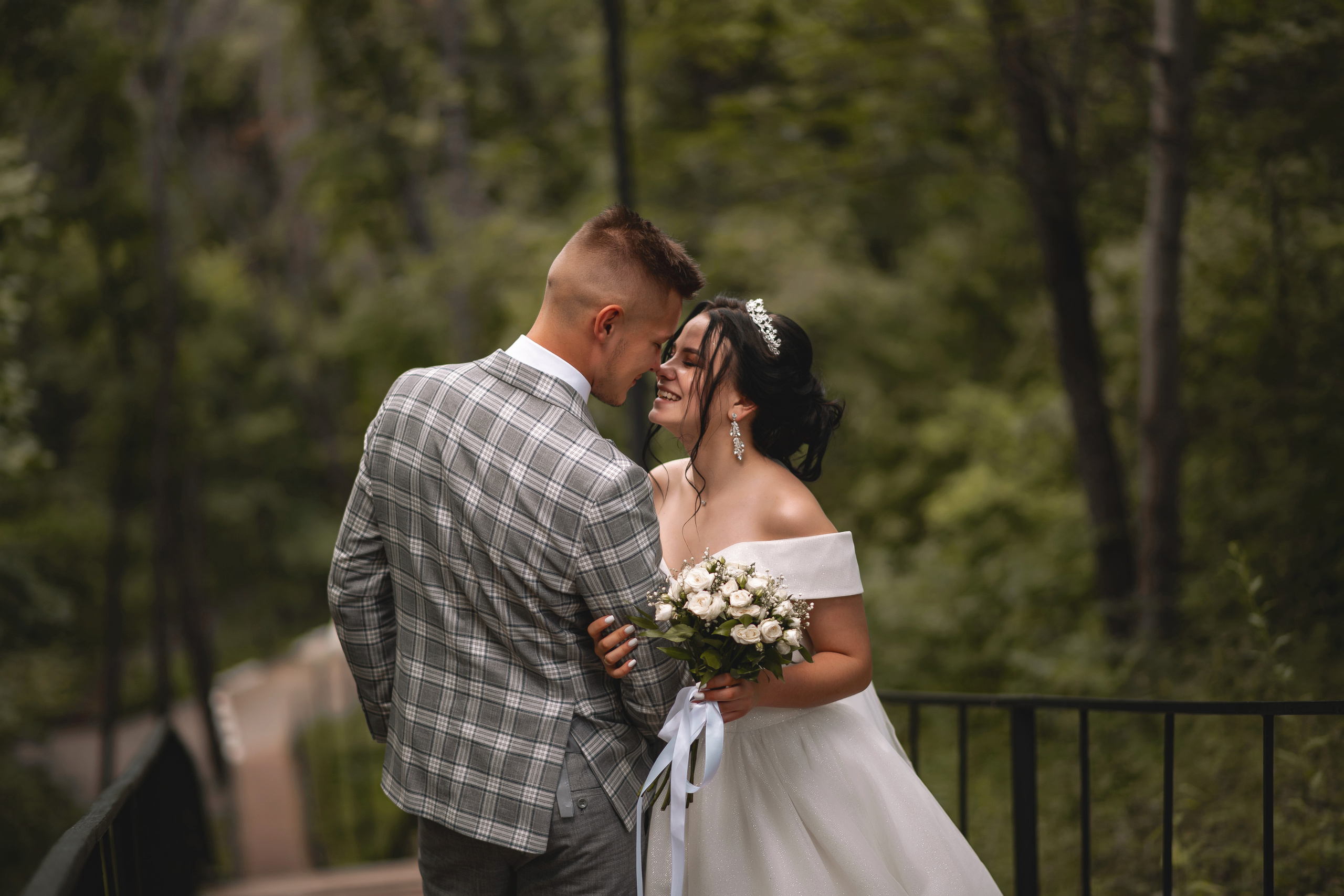 Илья и Виктория. Свадебный фотограф Белгород Валуйки Старый Оскол Воронеж