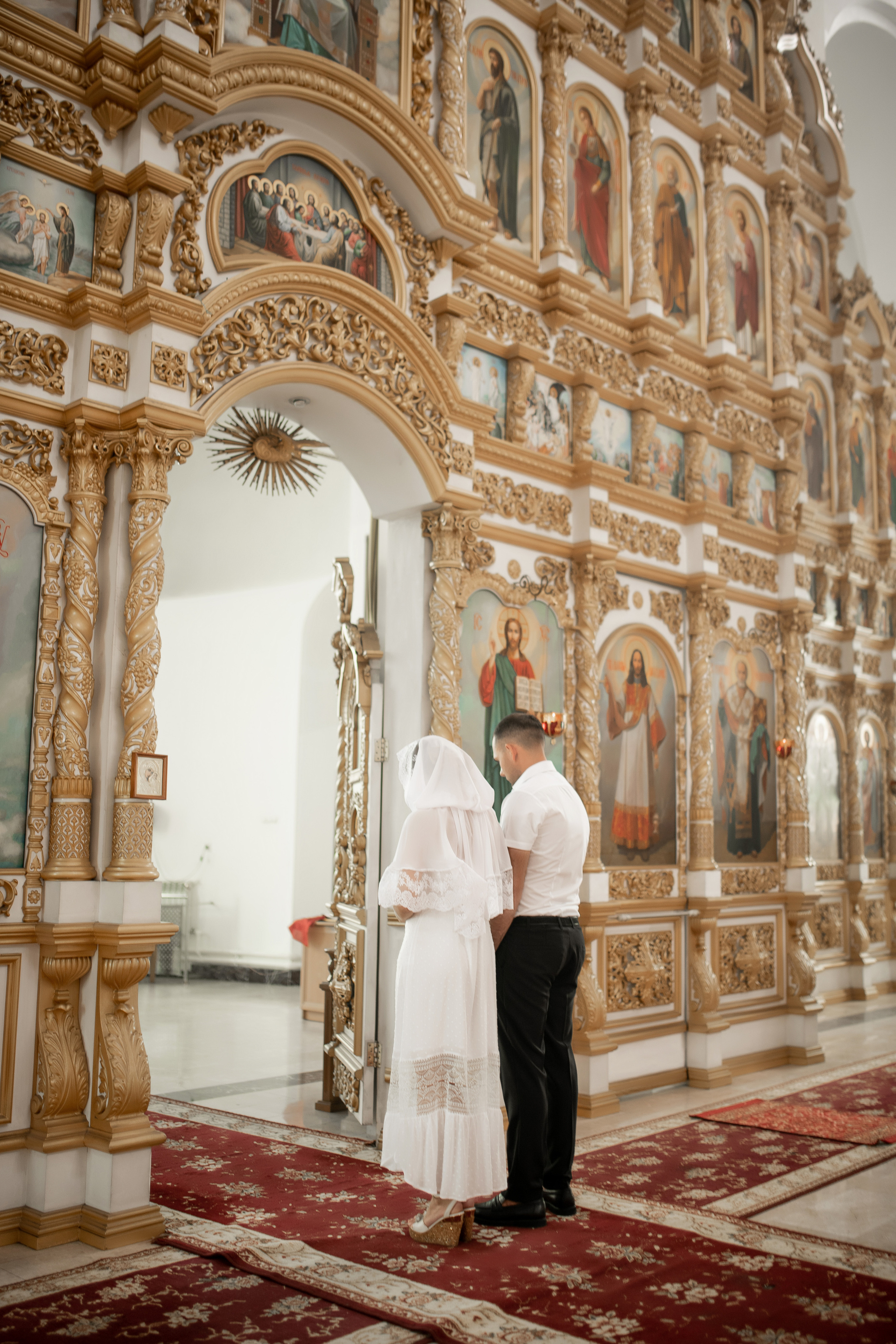 Роман и Юлия венчание. Свадебный фотограф Белгород Валуйки Старый Оскол Воронеж