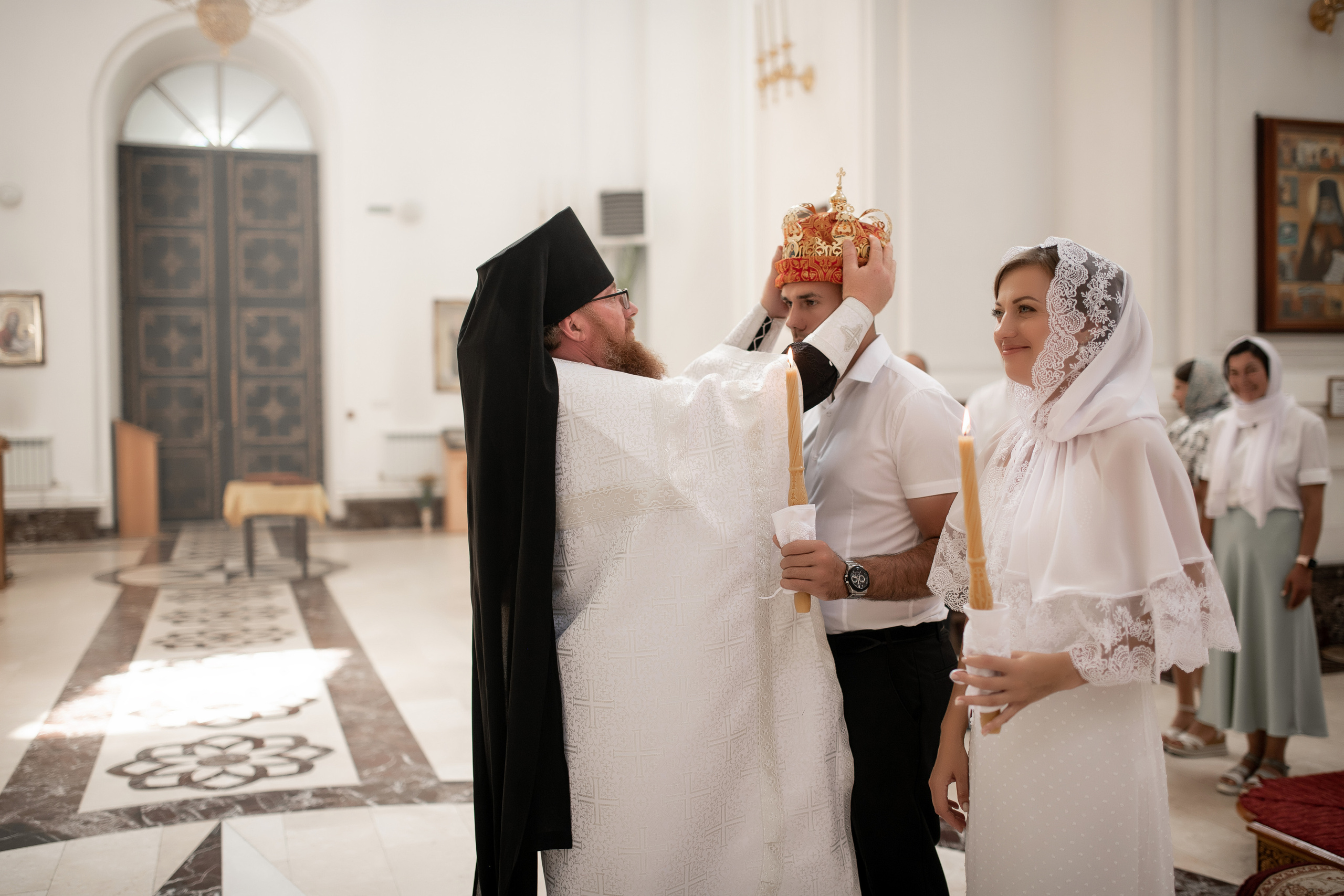 Роман и Юлия венчание. Свадебный фотограф Белгород Валуйки Старый Оскол Воронеж