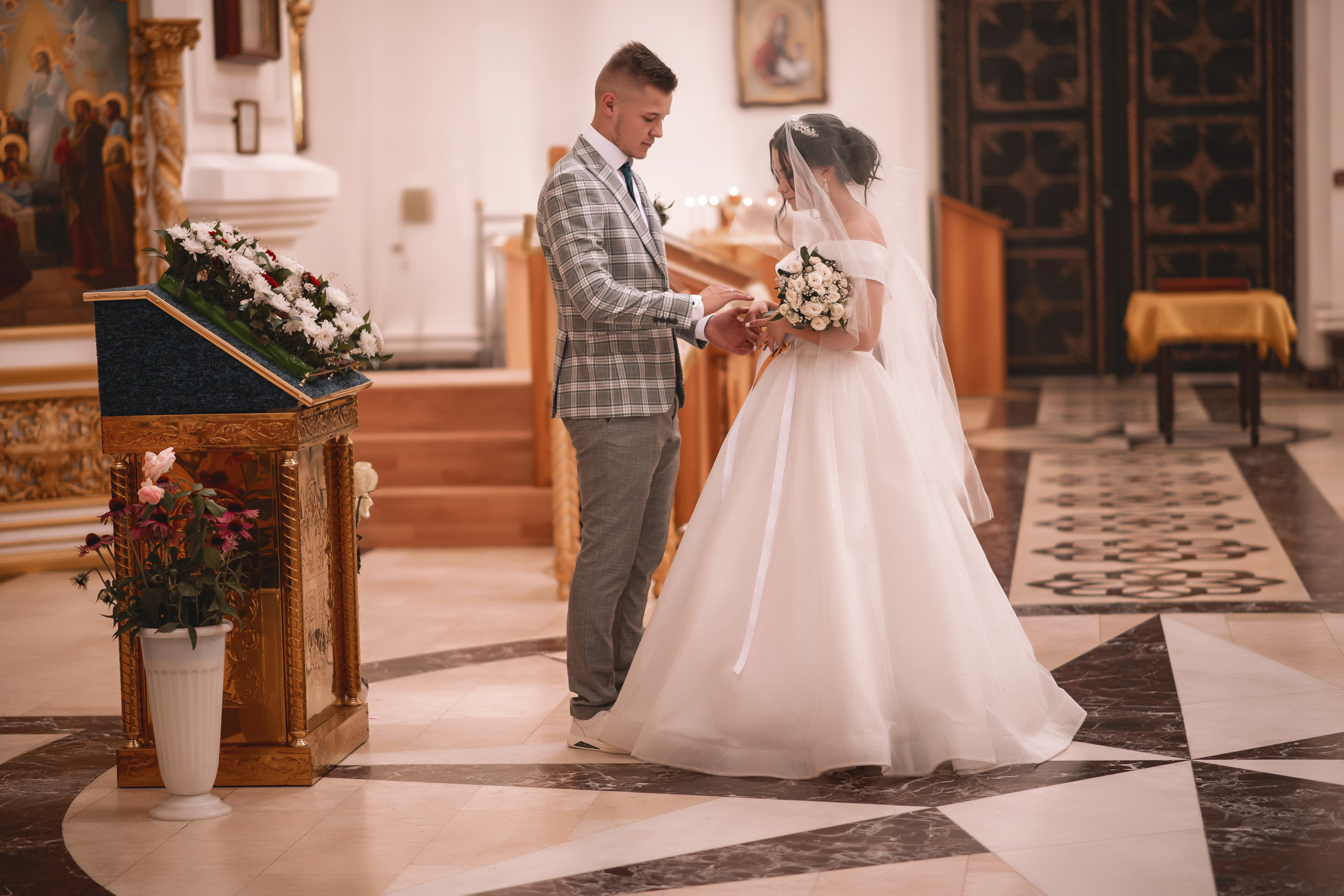 Илья и Виктория. Свадебный фотограф Белгород Валуйки Старый Оскол Воронеж