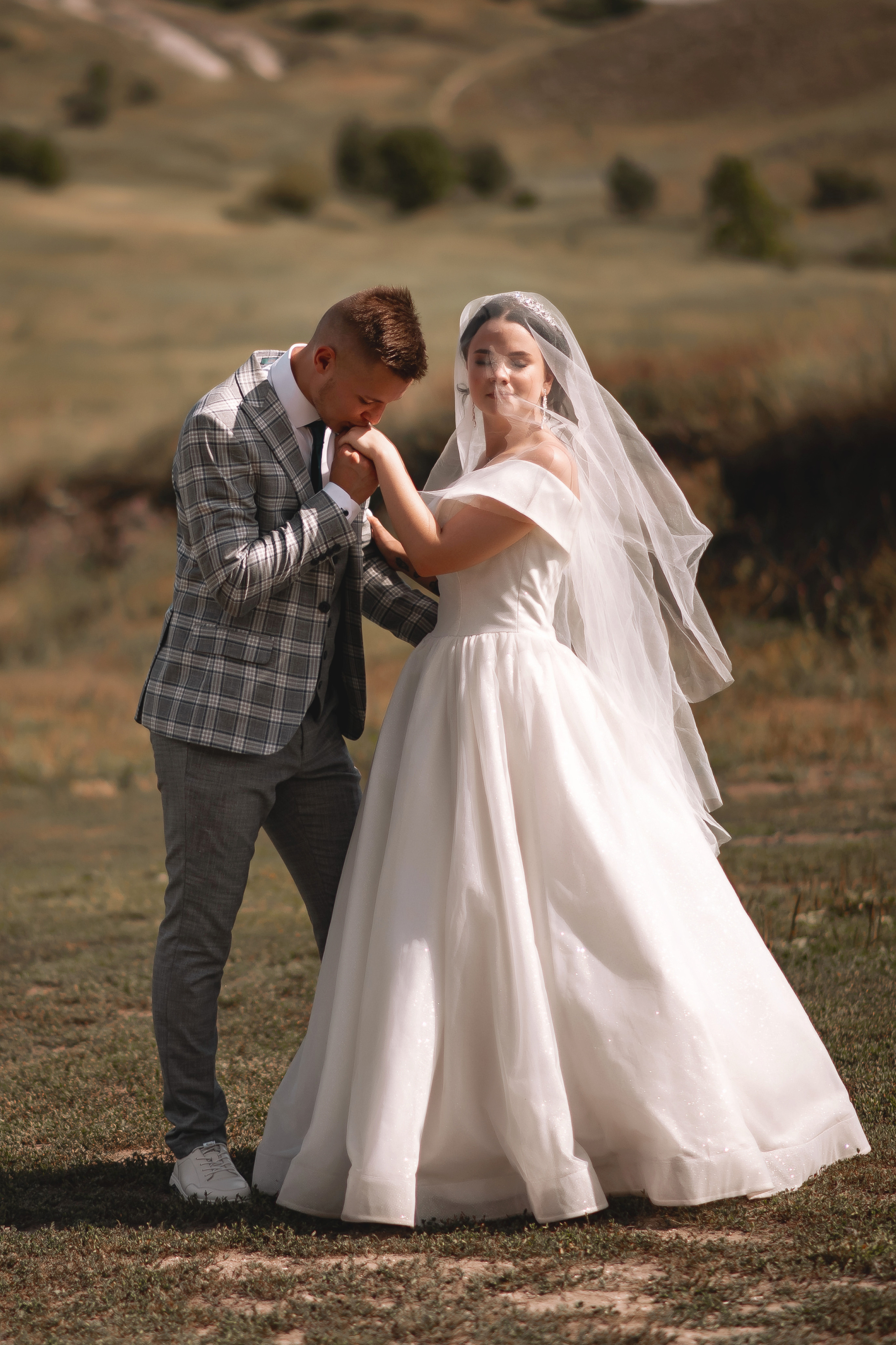Илья и Виктория. Свадебный фотограф Белгород Валуйки Старый Оскол Воронеж