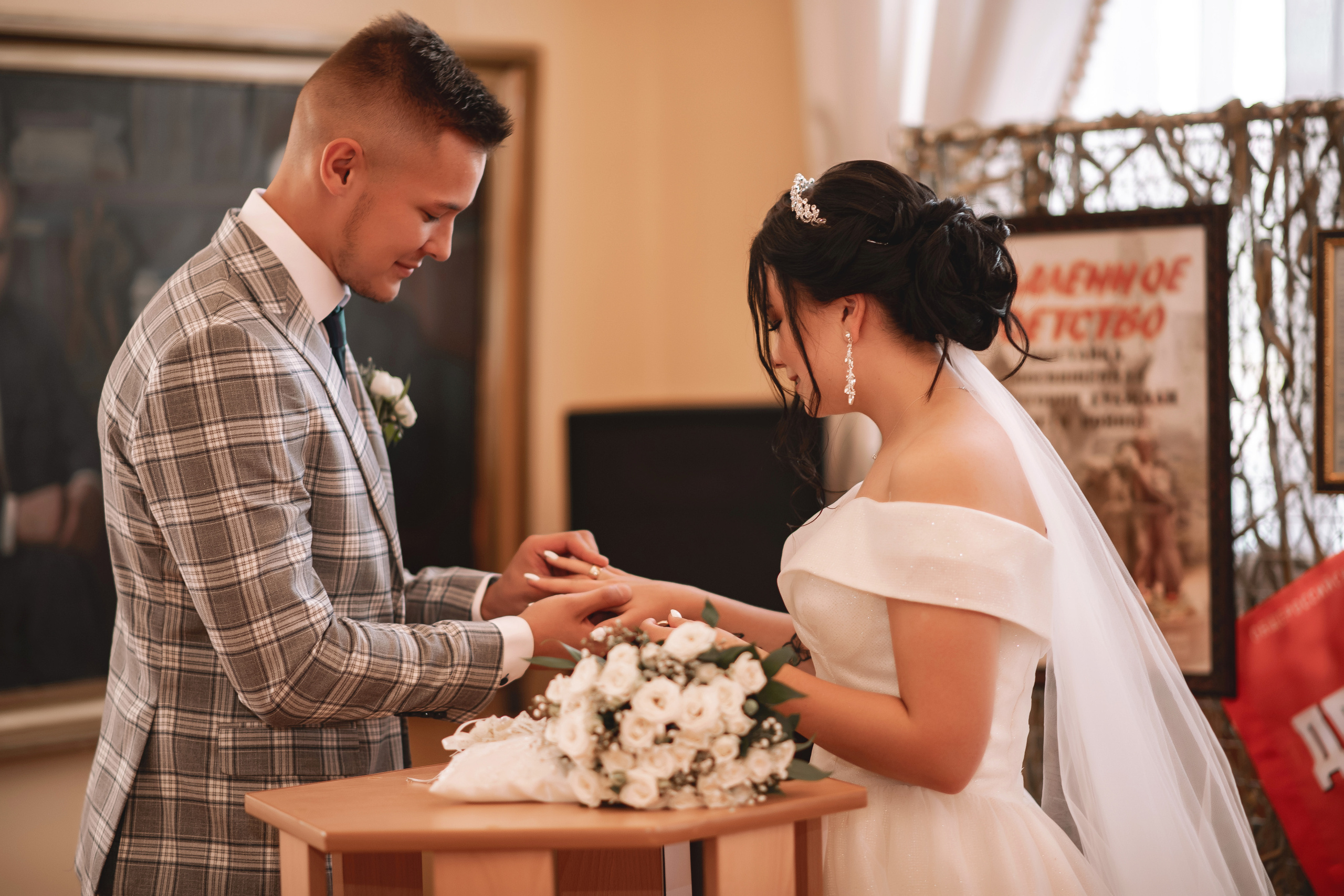 Илья и Виктория. Свадебный фотограф Белгород Валуйки Старый Оскол Воронеж