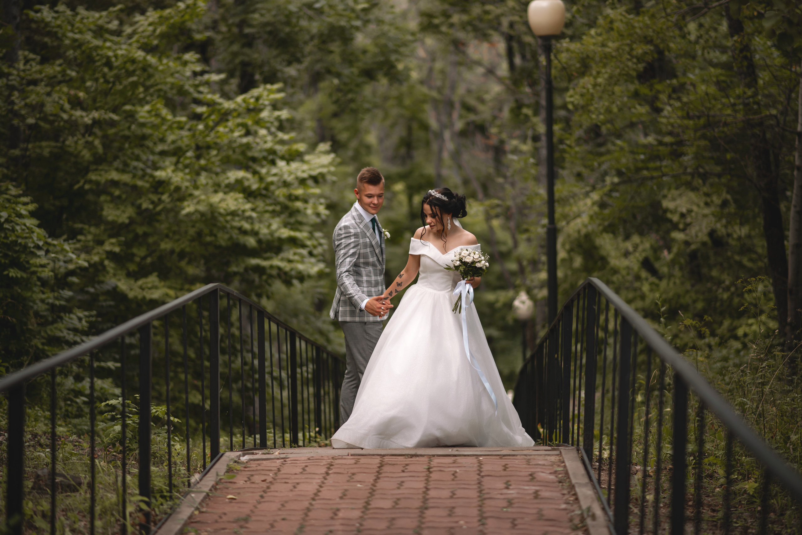Илья и Виктория. Свадебный фотограф Белгород Валуйки Старый Оскол Воронеж