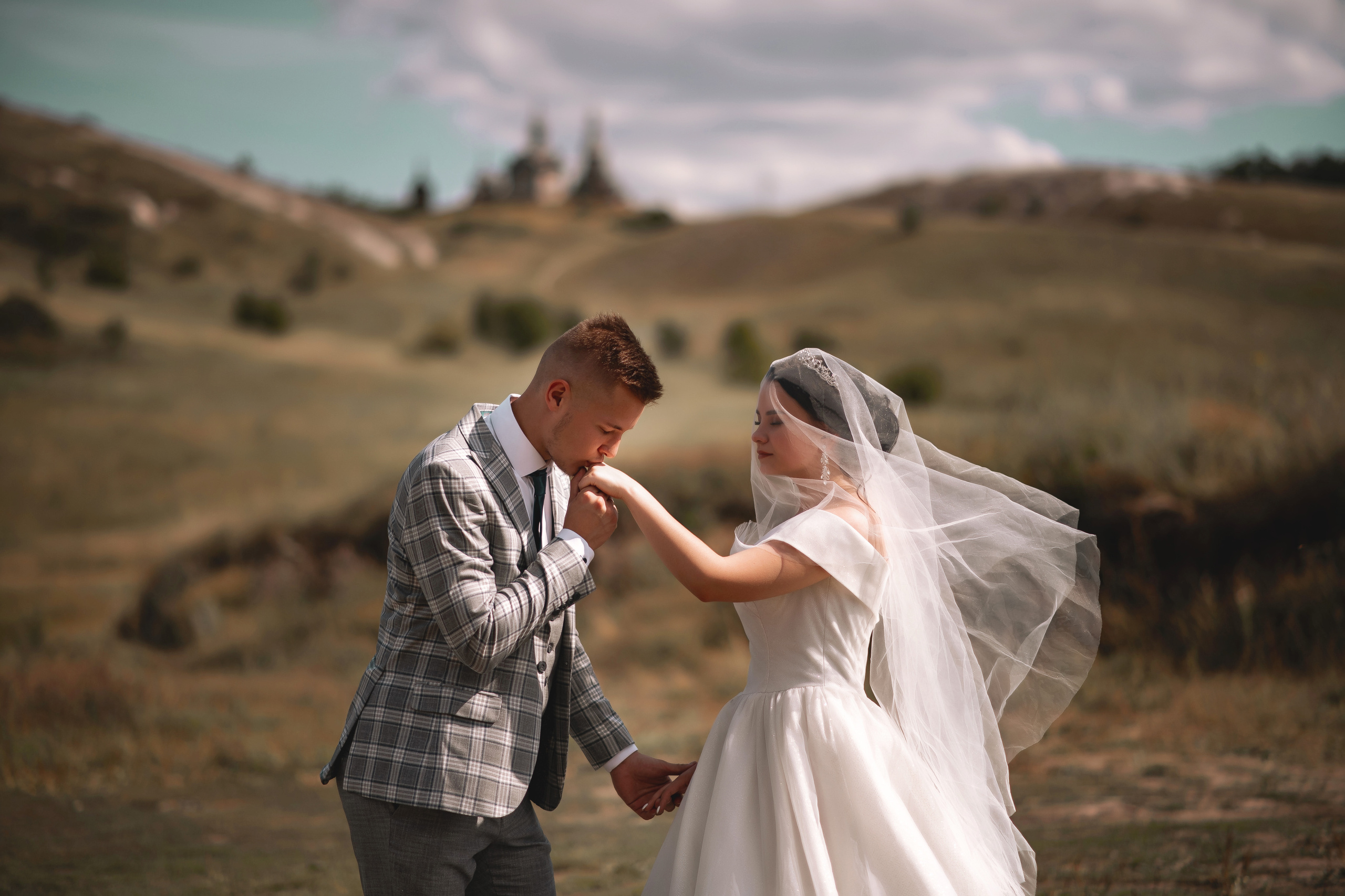 Илья и Виктория. Свадебный фотограф Белгород Валуйки Старый Оскол Воронеж
