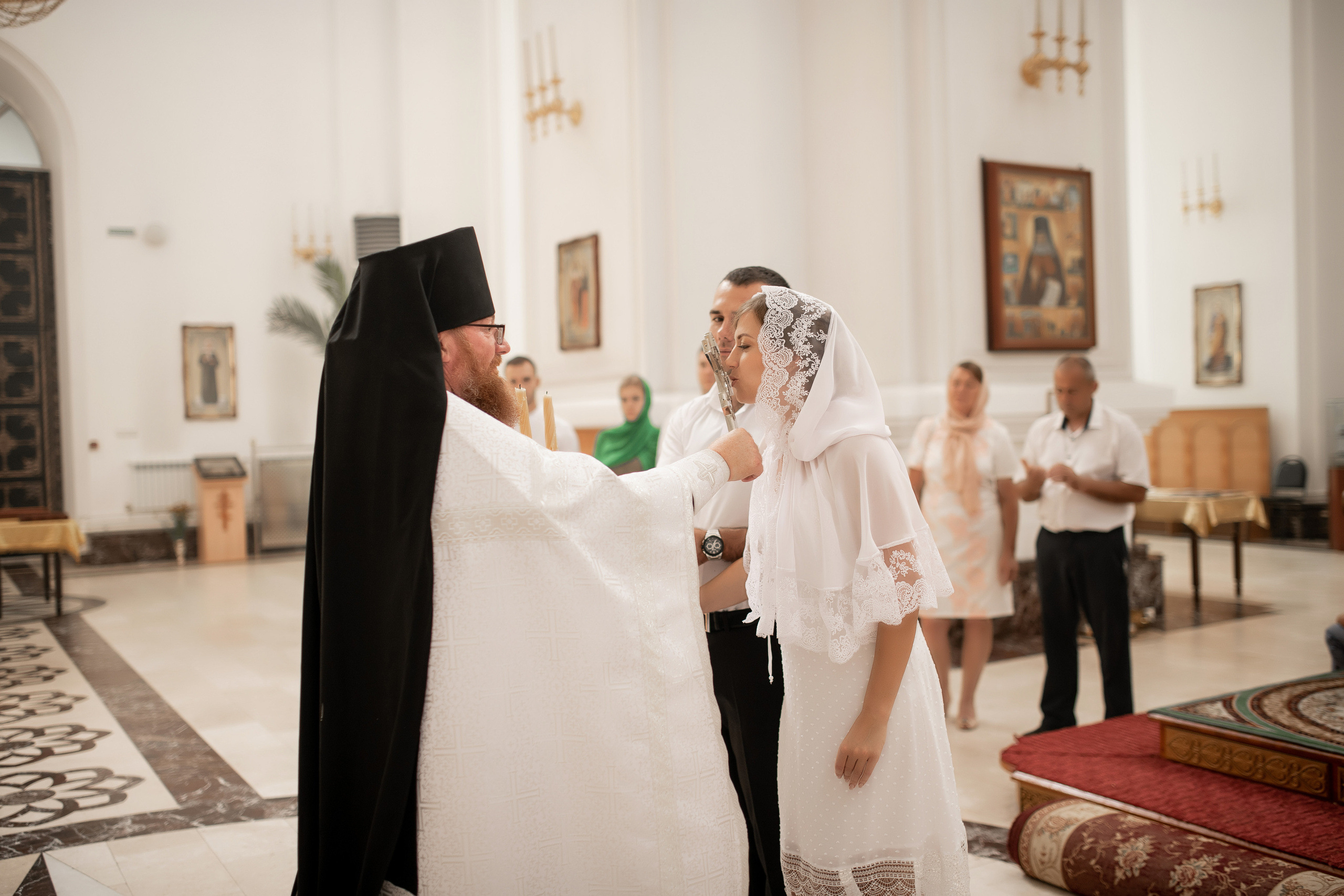 Роман и Юлия венчание. Свадебный фотограф Белгород Валуйки Старый Оскол Воронеж