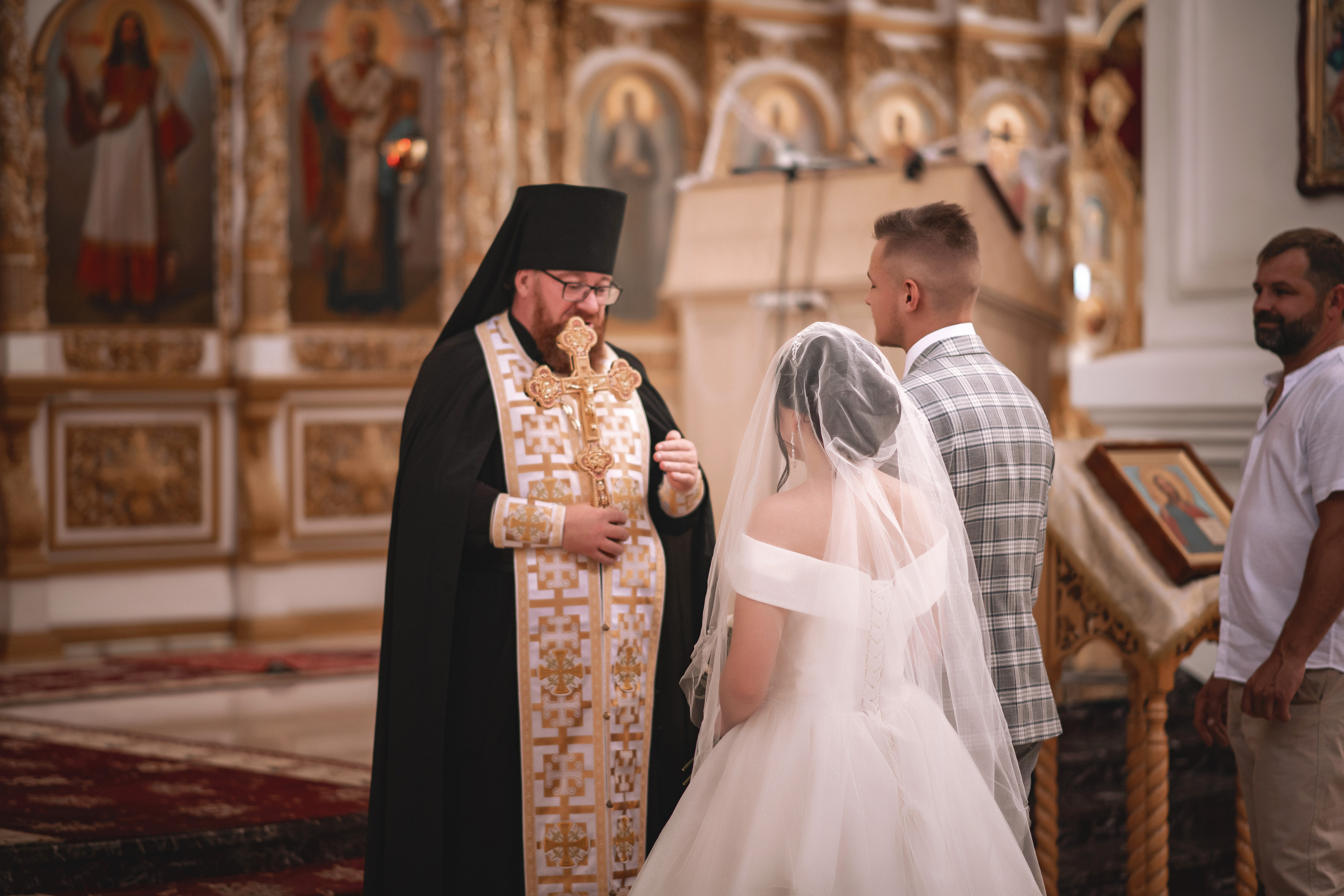 Илья и Виктория. Свадебный фотограф Белгород Валуйки Старый Оскол Воронеж