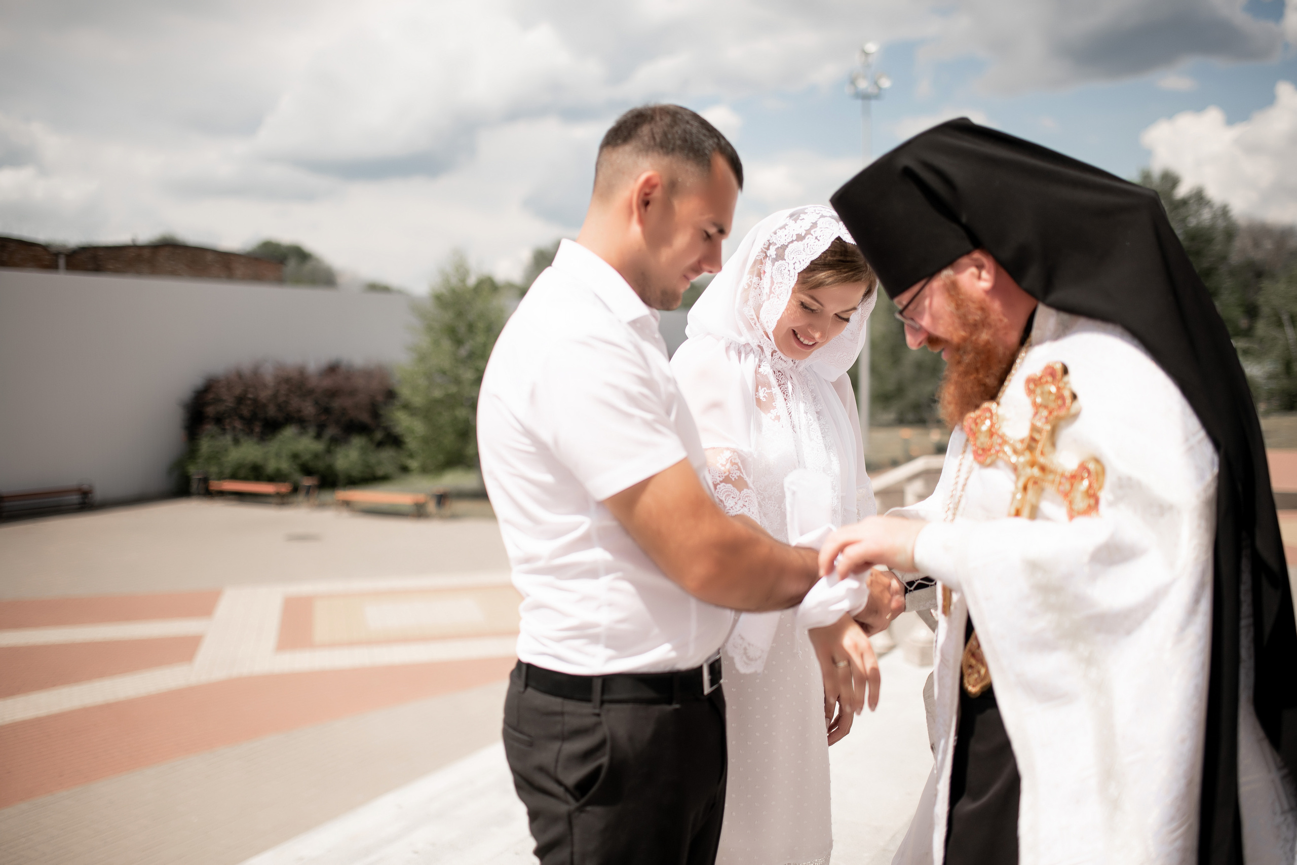 Роман и Юлия венчание. Свадебный фотограф Белгород Валуйки Старый Оскол Воронеж