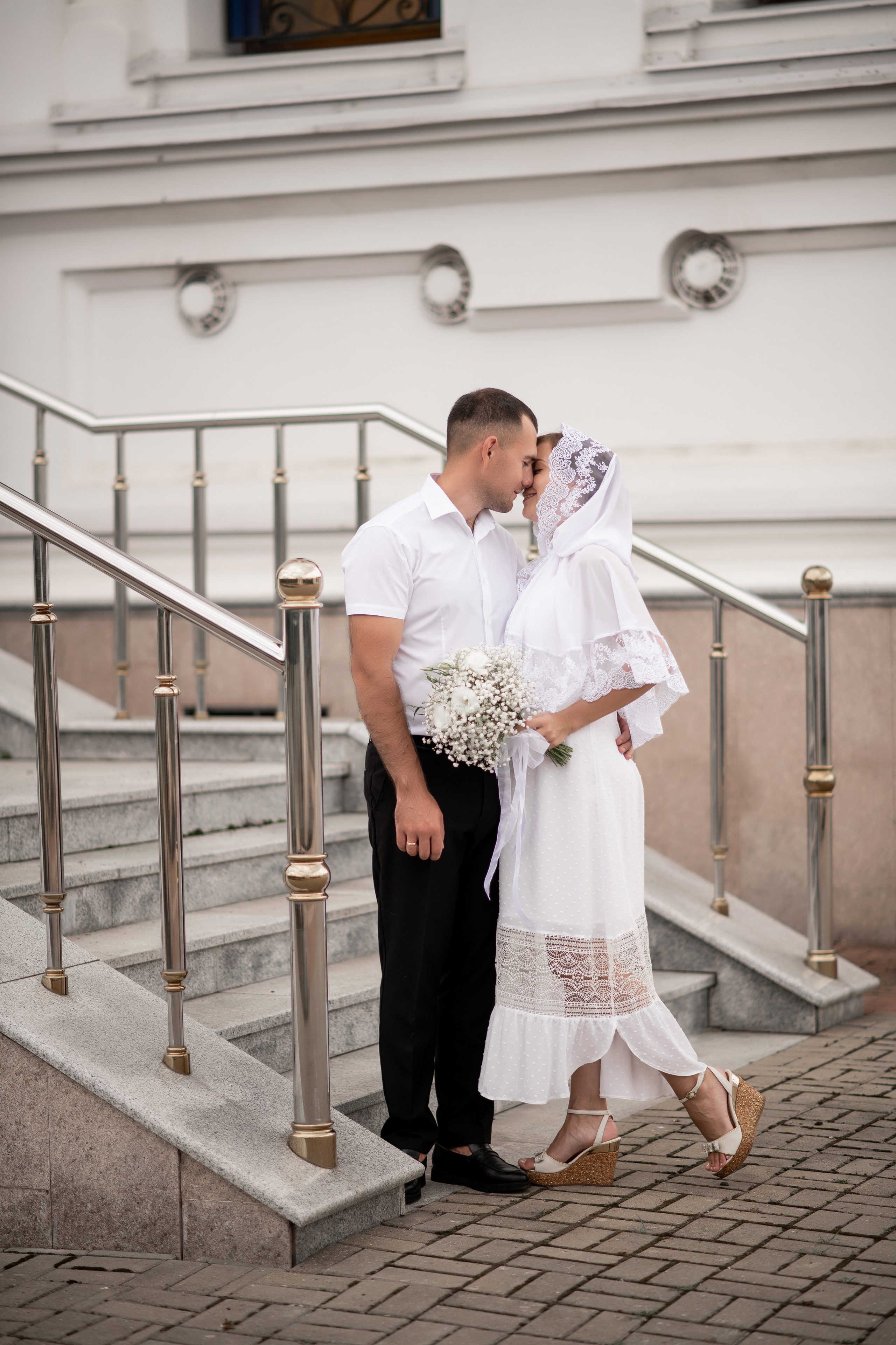 Роман и Юлия венчание. Свадебный фотограф Белгород Валуйки Старый Оскол Воронеж