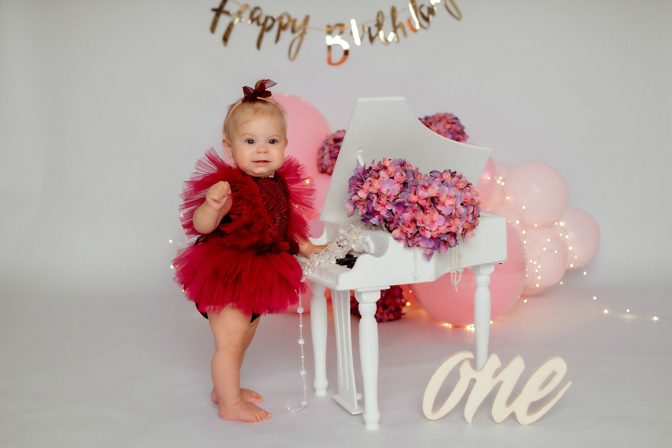 Классика для девочек. Детский и семейный фотограф в г. Ачинск Надежда Мелиоранская