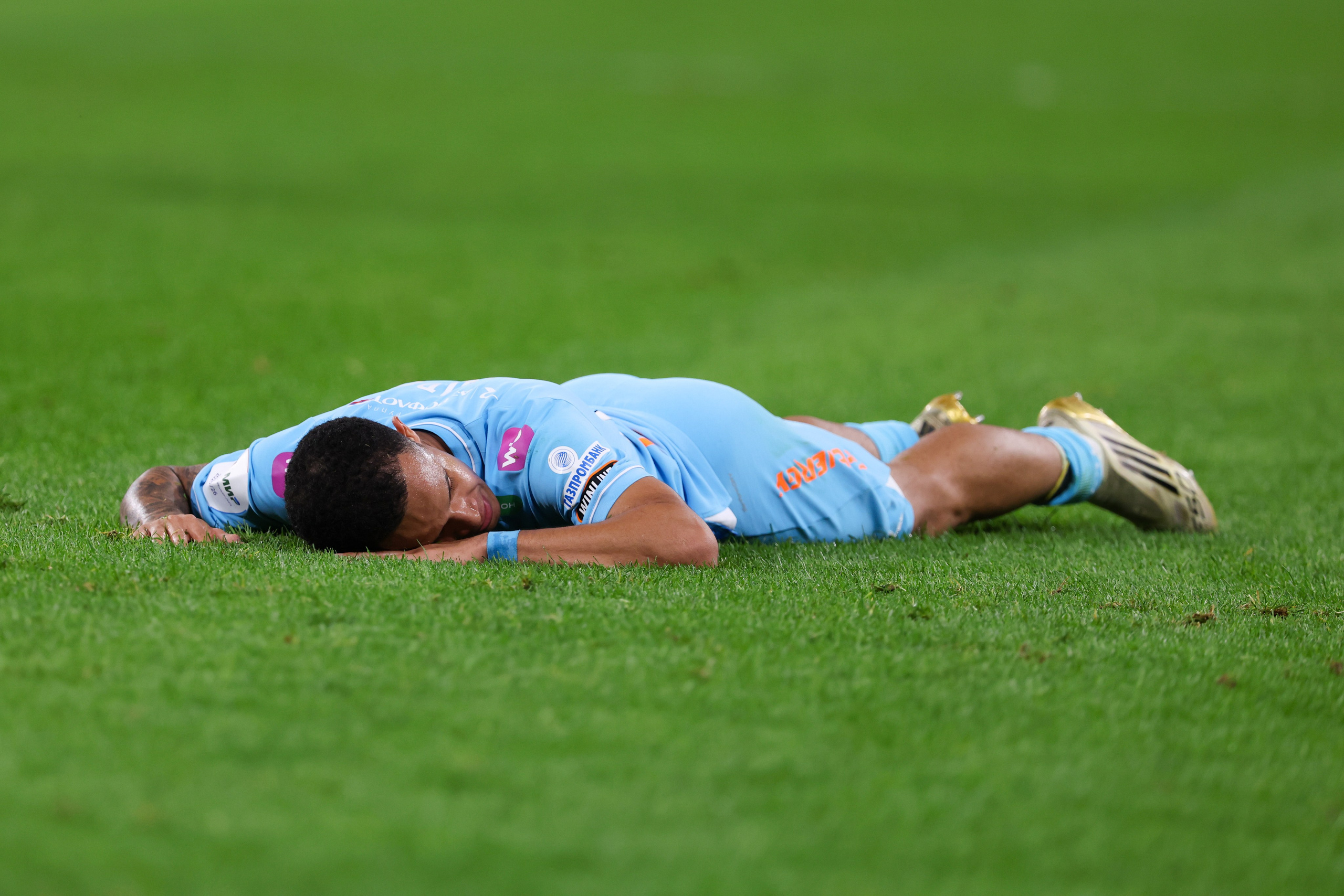 ФК «Зенит» — ФК «Локомотив» 14 тур РПЛ 01.11.2025. Спортивный и репортажный фотограф Антон Тереханов