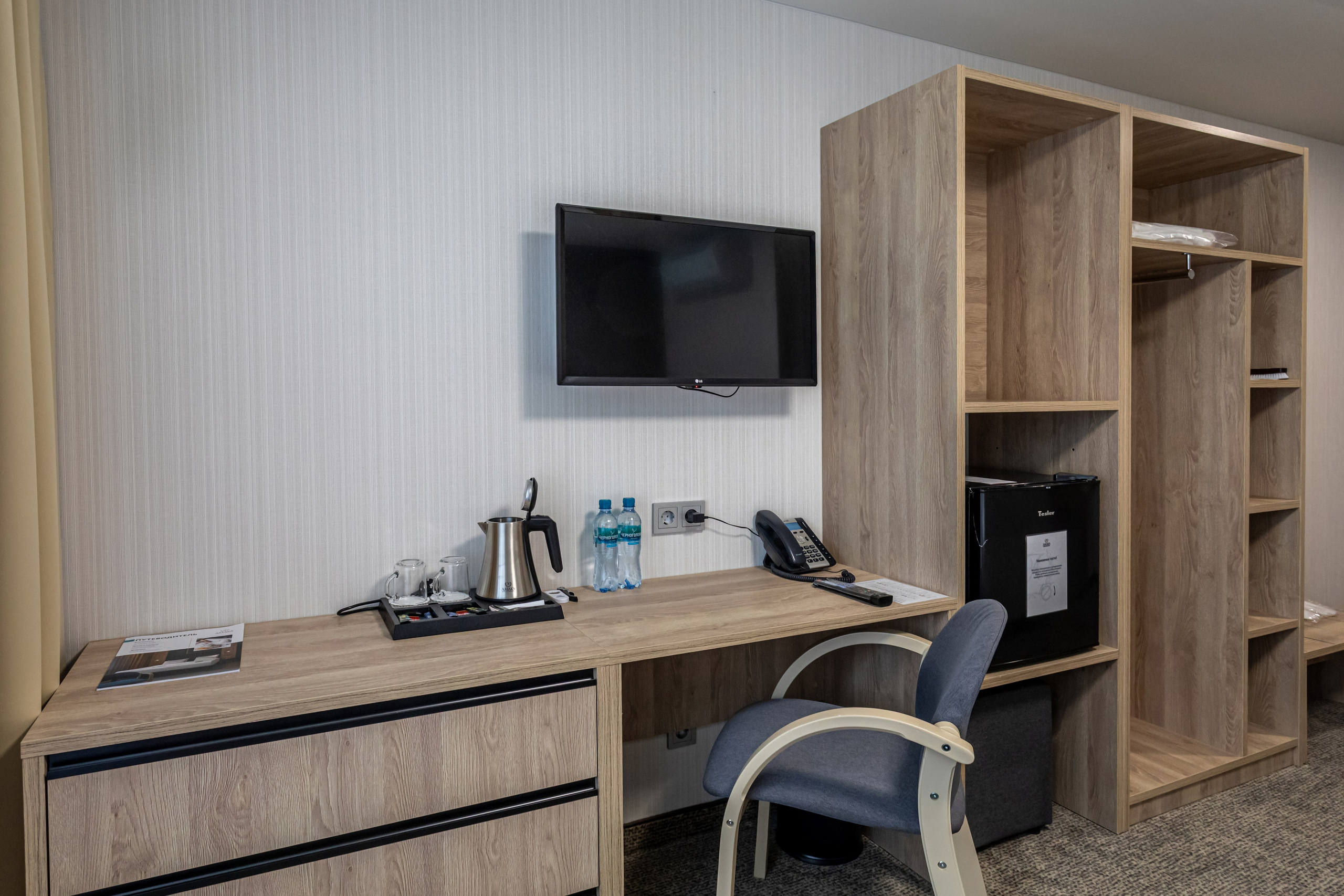 Амакс Сити-отель Уфа, фото Алексея Муравьёва, современный отель,Лобби Амакс Сити-отеля, съёмка фотографа Алексея Муравьёва, гостиничный интерьер,Номера отеля Амакс Сити Уфа, работа фотографа Алексея Муравьёва, комфортабельное размещение,Ресторан Амакс Сити-отеля, фото Алексея Муравьёва, гостиничная кухня,Рецепция Амакс Сити Уфа, съёмка Алексея Муравьёва, сервис для гостей,Спа-зона отеля Амакс Сити, фото Алексея Муравьёва, оздоровительные услуги,Конференц-зал Амакс Сити-отеля, работа фотографа Алексея Муравьёва, бизнес-мероприятия,Лифт отеля Амакс Сити Уфа, съёмка Алексея Муравьёва, современный дизайн,Номера люкс Амакс Сити, фото Алексея Муравьёва, премиальный комфорт,Зона отдыха Амакс Сити-отеля, работа фотографа Алексея Муравьёва, релакс для гостей,Инфраструктура Амакс Сити Уфа, съёмка Алексея Муравьёва, гостиничные услуги,Паркинг отеля Амакс Сити, фото Алексея Муравьёва, безопасность гостей,Вестибюль Амакс Сити, работа фотографа Алексея Муравьёва, элегантность интерьера,Номера стандарт Амакс Сити-отеля, съёмка Алексея Муравьёва, удобство проживания,Общественные зоны Амакс Сити Уфа, фото Алексея Муравьёва, современный дизайн,Ресторан и бар Амакс Сити, работа фотографа Алексея Муравьёва, гастрономические предложения,Интерьер отеля Амакс Сити Уфа, фото Алексея Муравьёва, гостиничный стиль,Мебель номеров Амакс Сити, съёмка Алексея Муравьёва, комфорт для постояльцев,Освещение отеля Амакс Сити, работа фотографа Алексея Муравьёва, уют для гостей,Терраса Амакс Сити-отеля, фото Алексея Муравьёва, панорамный вид