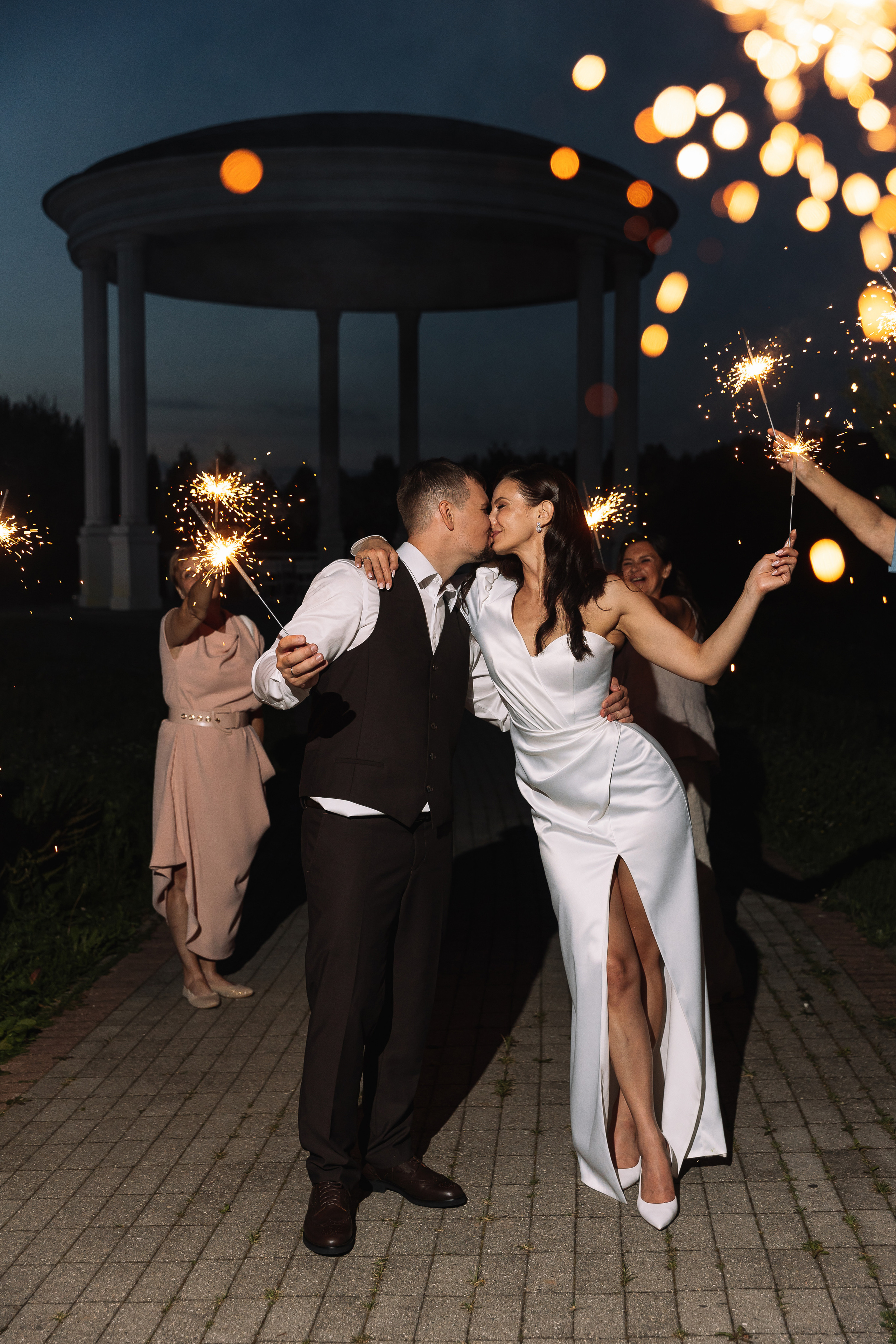 Любите, девочки, простых романтиков. Э Т О М Ы