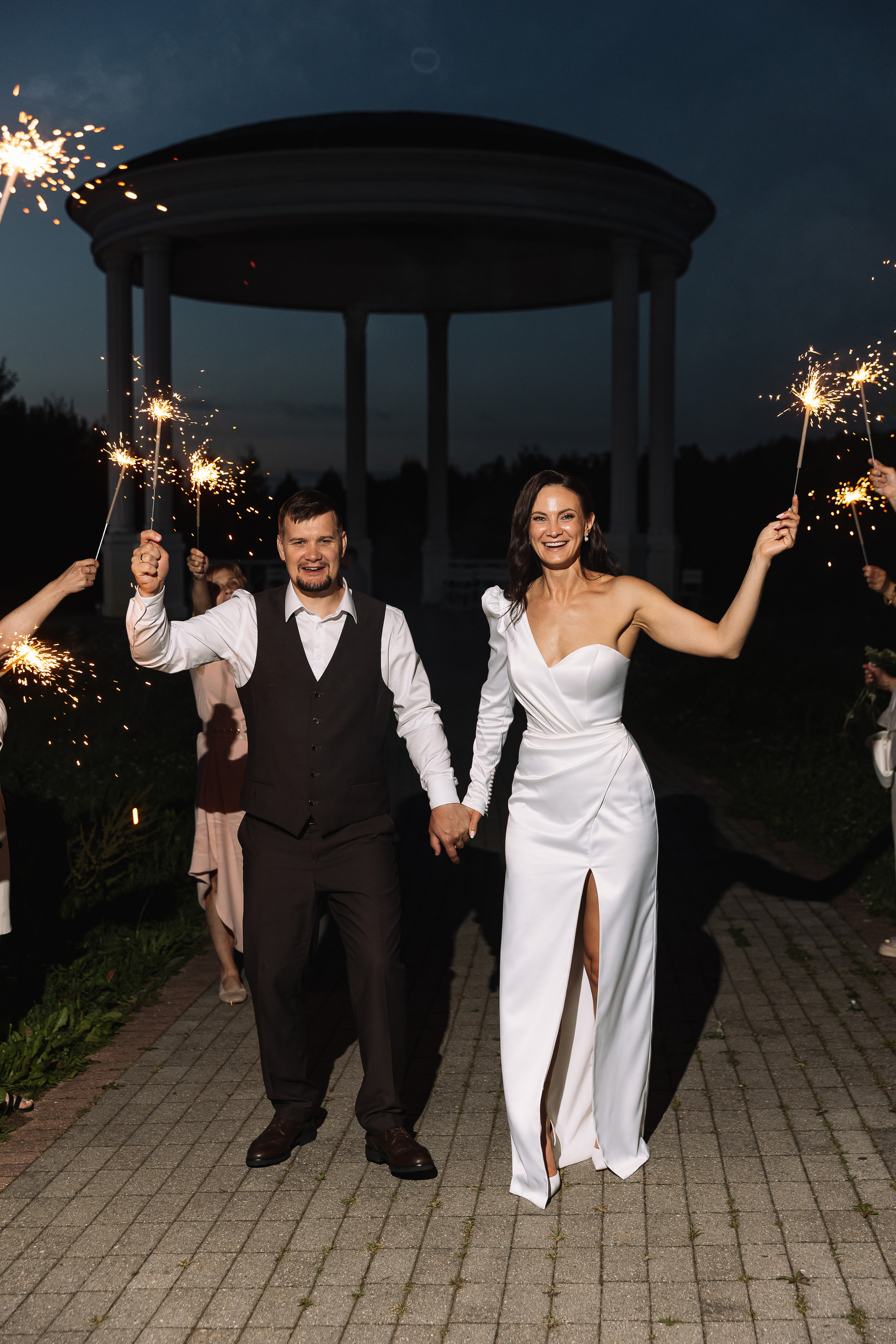 Любите, девочки, простых романтиков. Э Т О М Ы