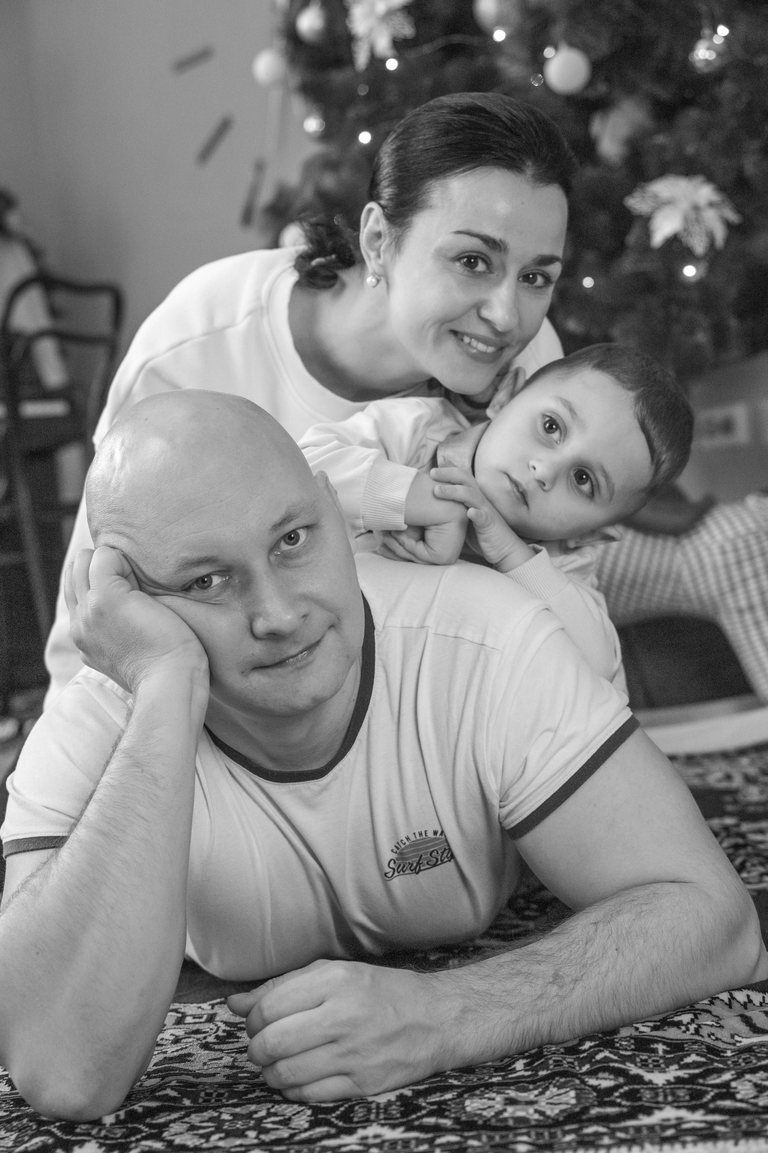 Новогодняя. Дёма и родители. Фотограф Лапочкина Татьяна