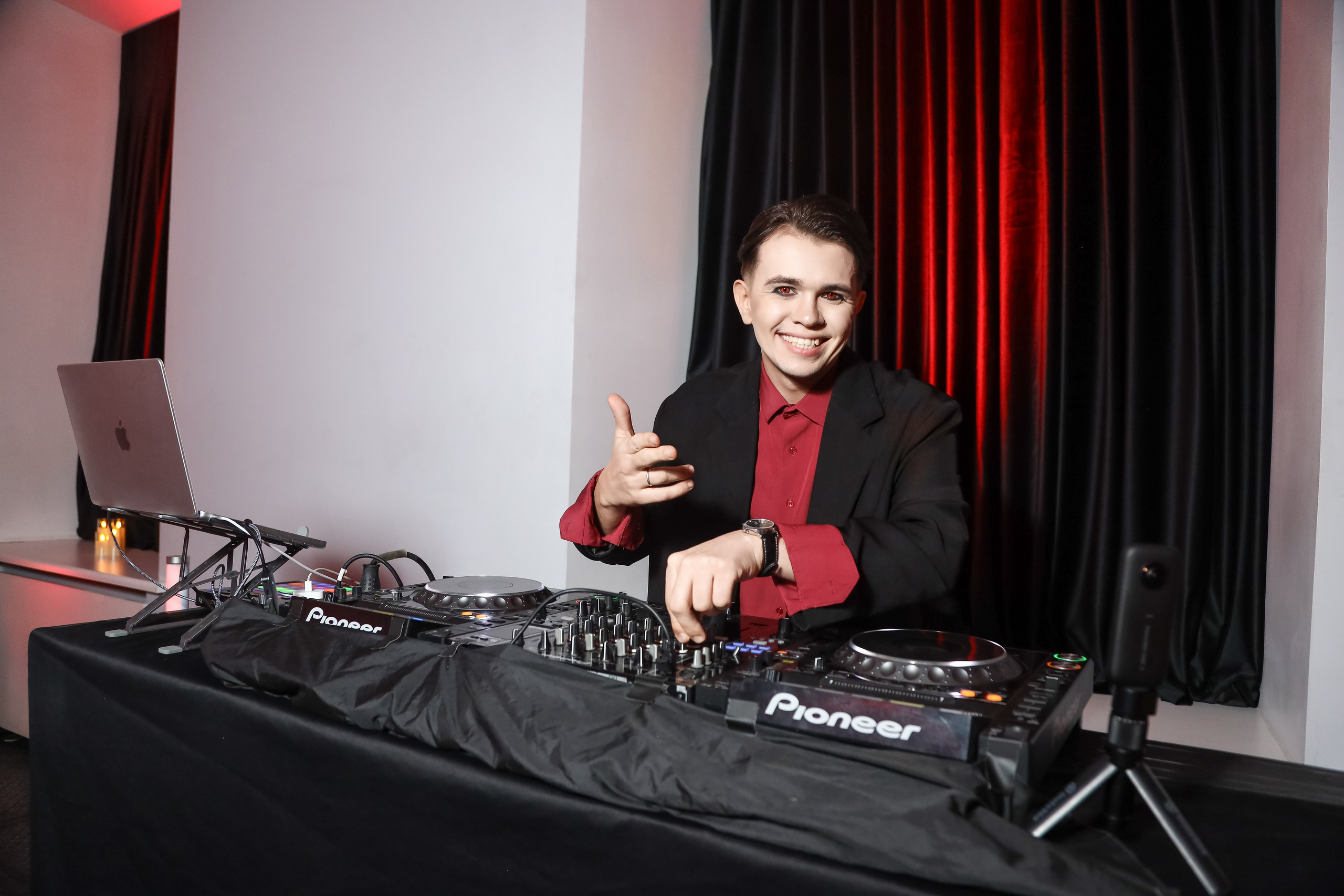 Презентация сериала на СТС «Граница Миров». Фотограф Антон Чупринин