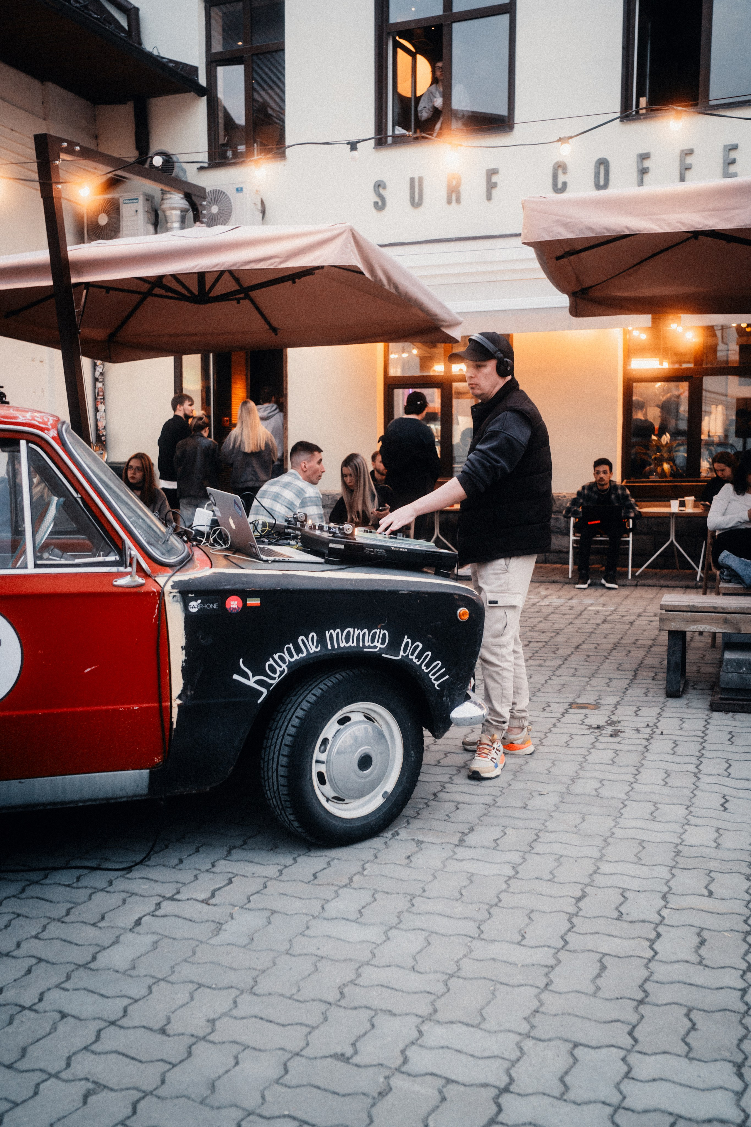 Cars & Coffee Season Opening 2025. Felixtones