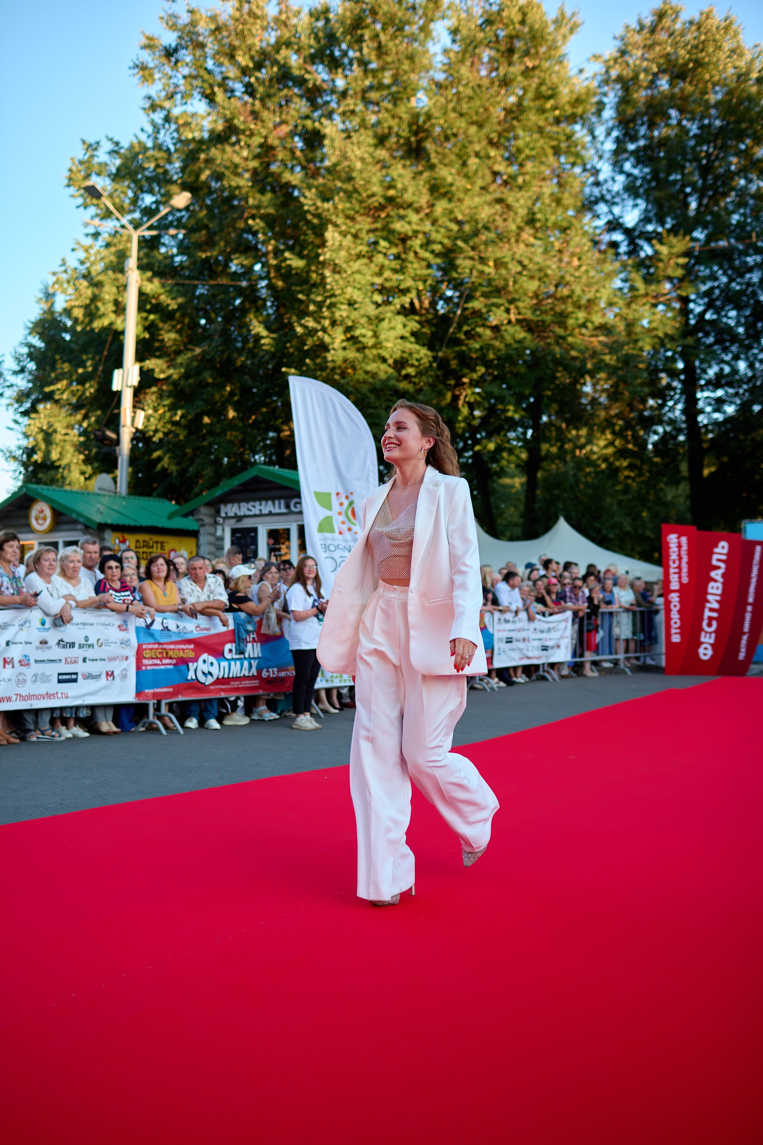 Открытие фестиваля «На семи холмах» 2023. Фотограф Илья Прохоров в Кирове