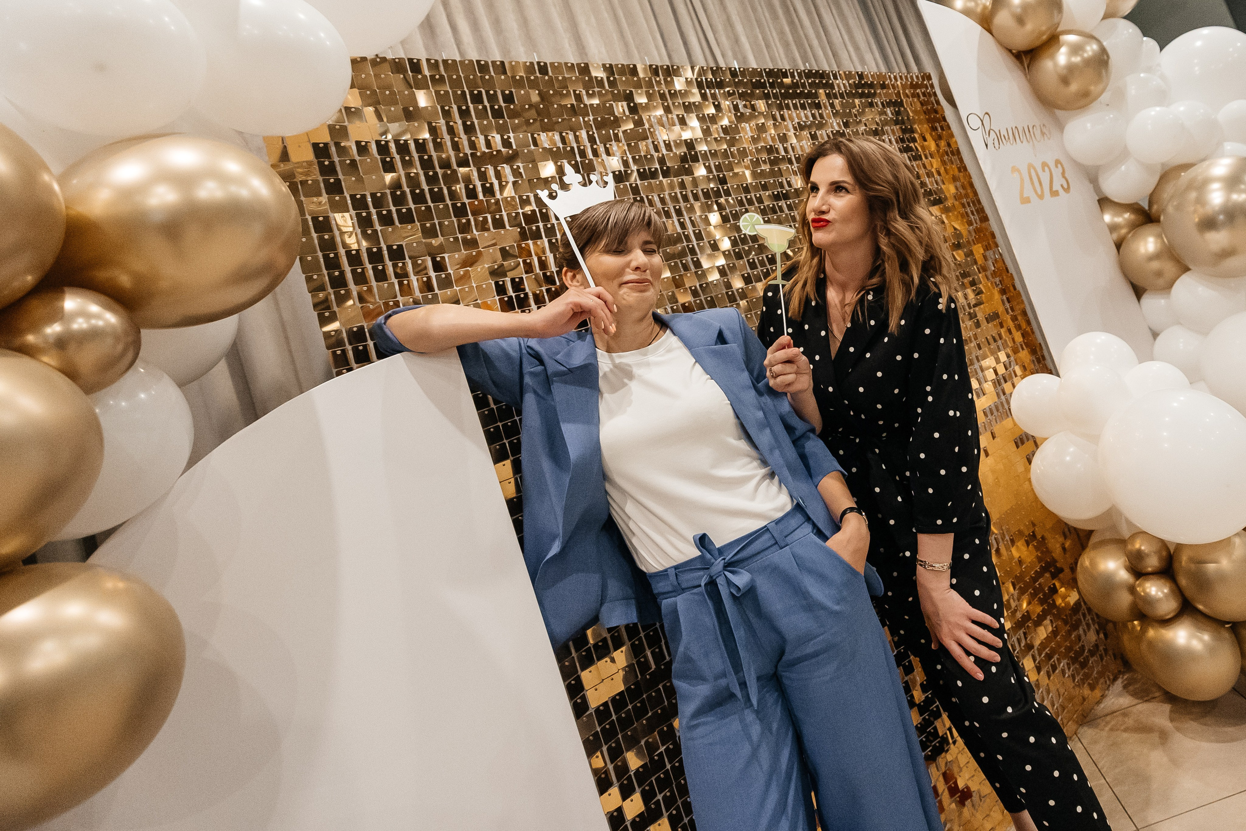 2023-06-23 Выпускной МБОУ СОШ № 10. Фотограф в Красноярске