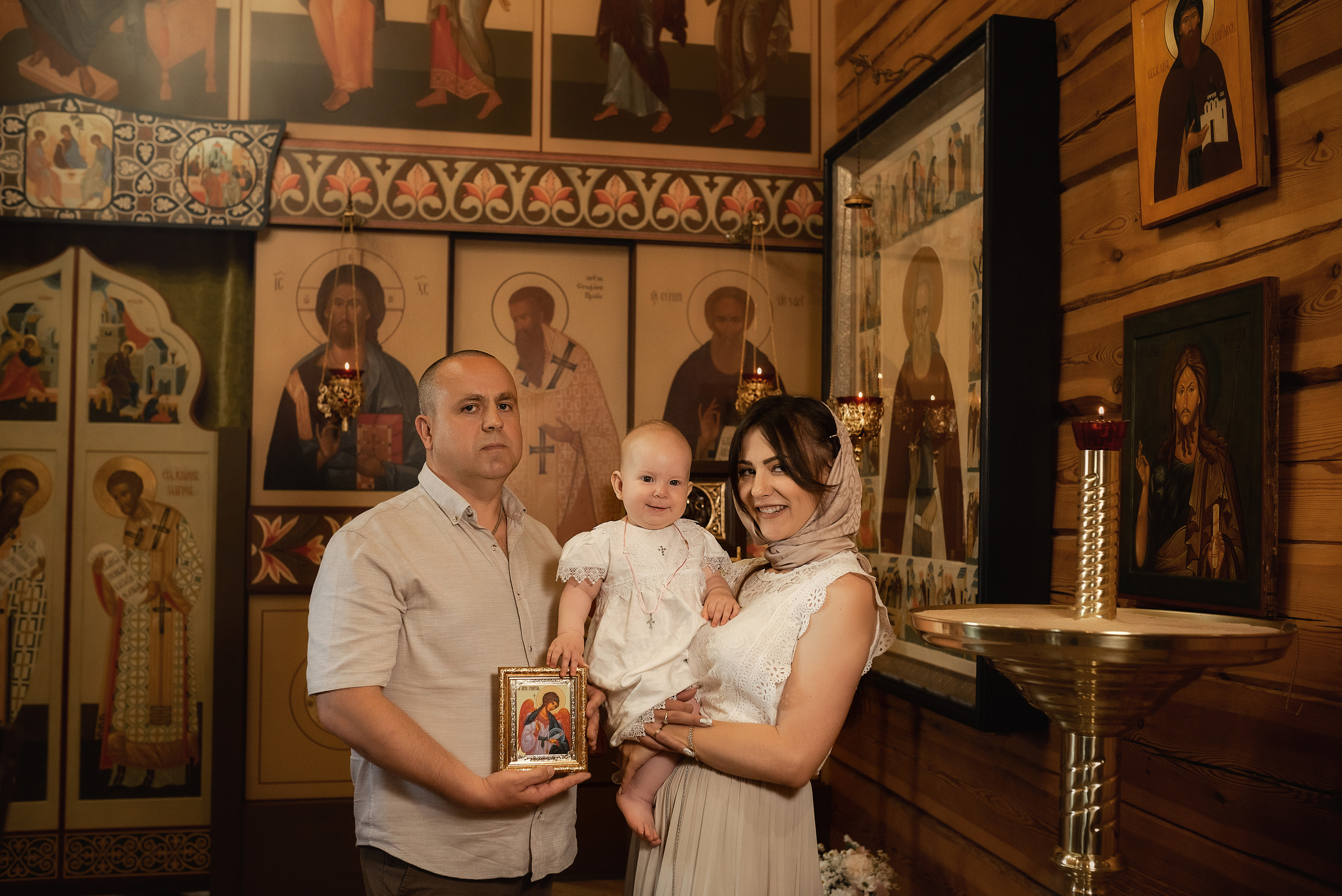 Крещение Дарьи в храме преп. Сергия Радонежского. Семейный фотограф в Ростове-на-Дону Татьяна Литвинова