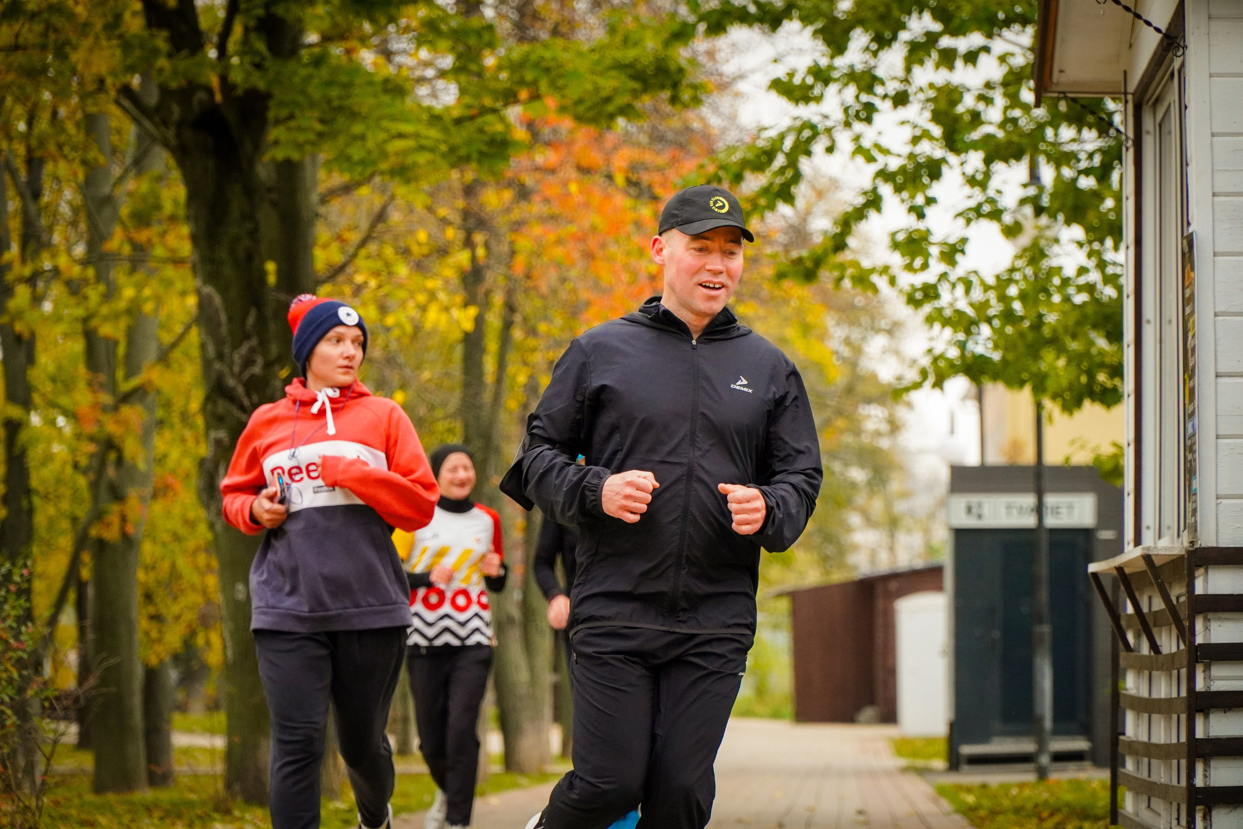 5 вёрст Наташинский 12 октября 2024. Роман Капилюшов. Бег. Фото. Видео. г. Люберцы