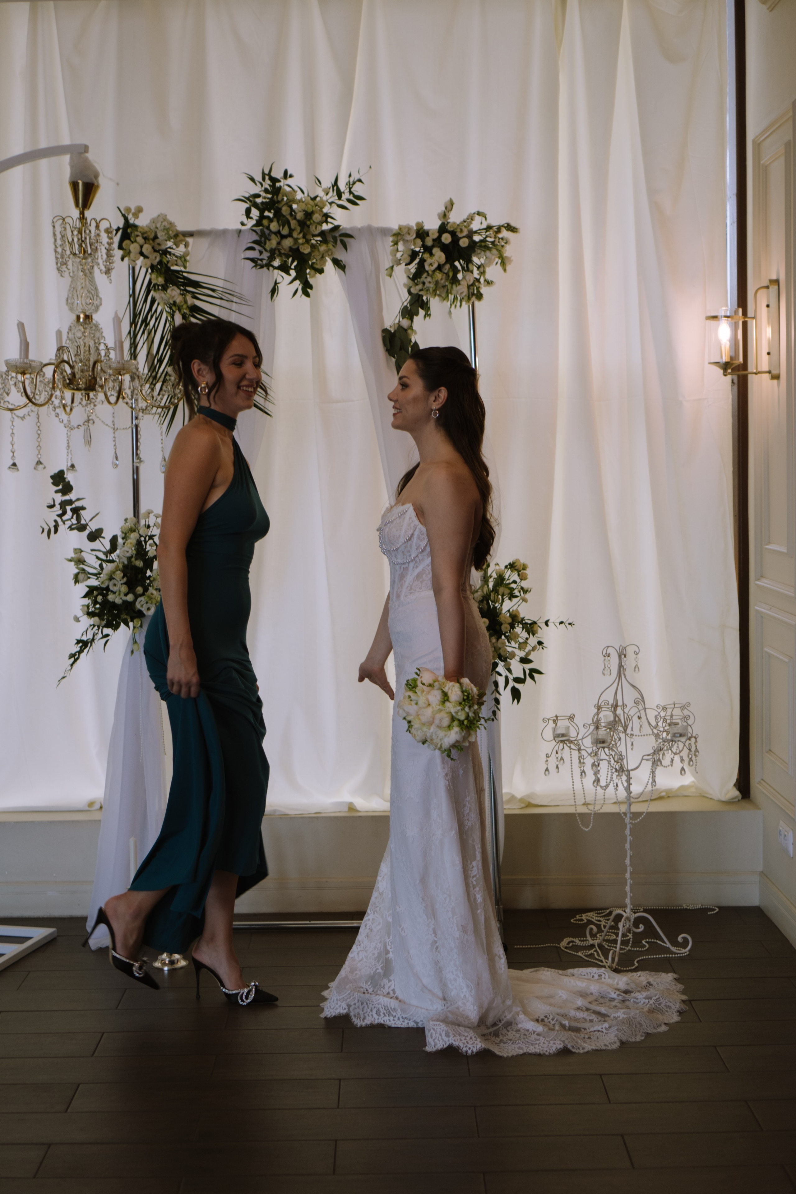 СВАДЕБНЫЙ БАНКЕТ НА ВЛАДИМИРСКОЙ В САНКТ-ПЕТЕРБУРГЕ (КАМЕРНАЯ СВАДЬБА). Профессиональный фотограф, Санкт-Петербург — Виктория Богомолова