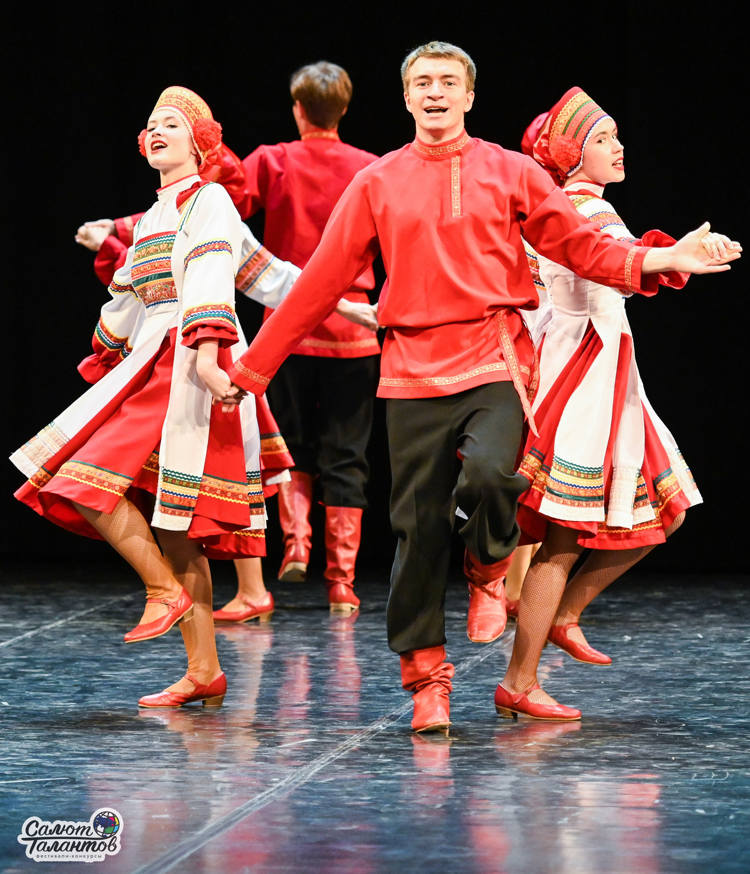 31.10.2024 6-й Международный Творческий Фестиваль-Конкурс «СЕРДЦЕ УРАЛА» г. Екб. Медиастудия Фото Концепт