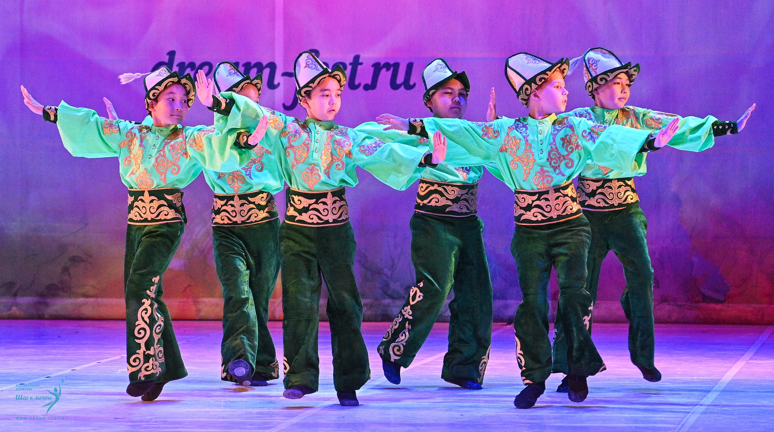 11.04.2025 Фестивальное движение «Шаг к мечте» г. Москва. Медиастудия Фото Концепт
