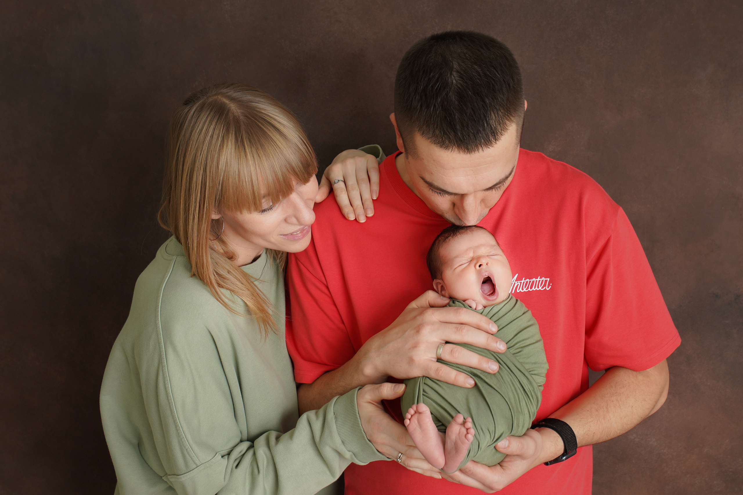 Фотосессия новорожденных в Калининграде. Детский фотограф и фотограф новорожденных в Калининград Оксана Иваний