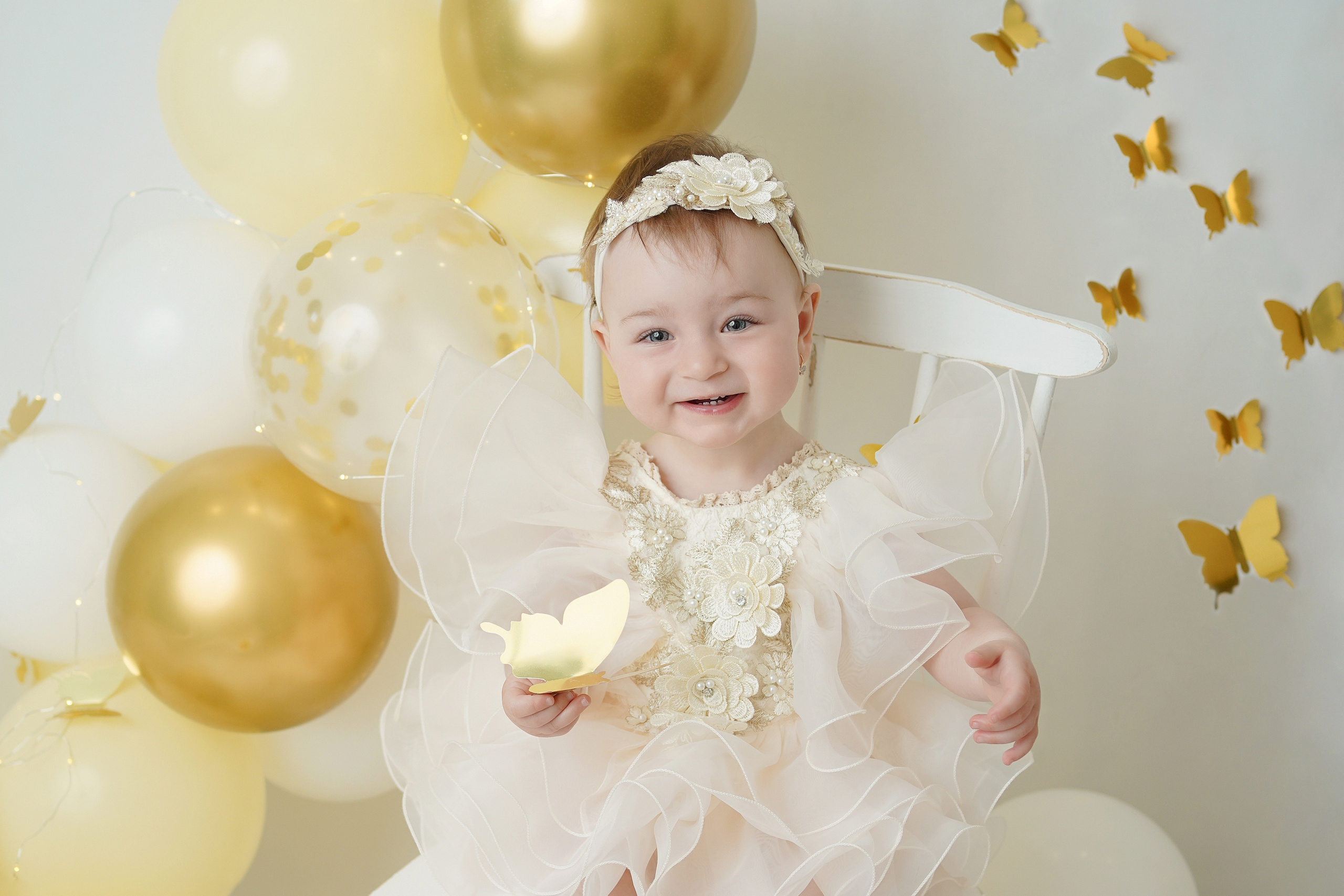 Детская фотосессия Первый год для девочек. Детский фотограф и фотограф новорожденных в Калининград Оксана Иваний